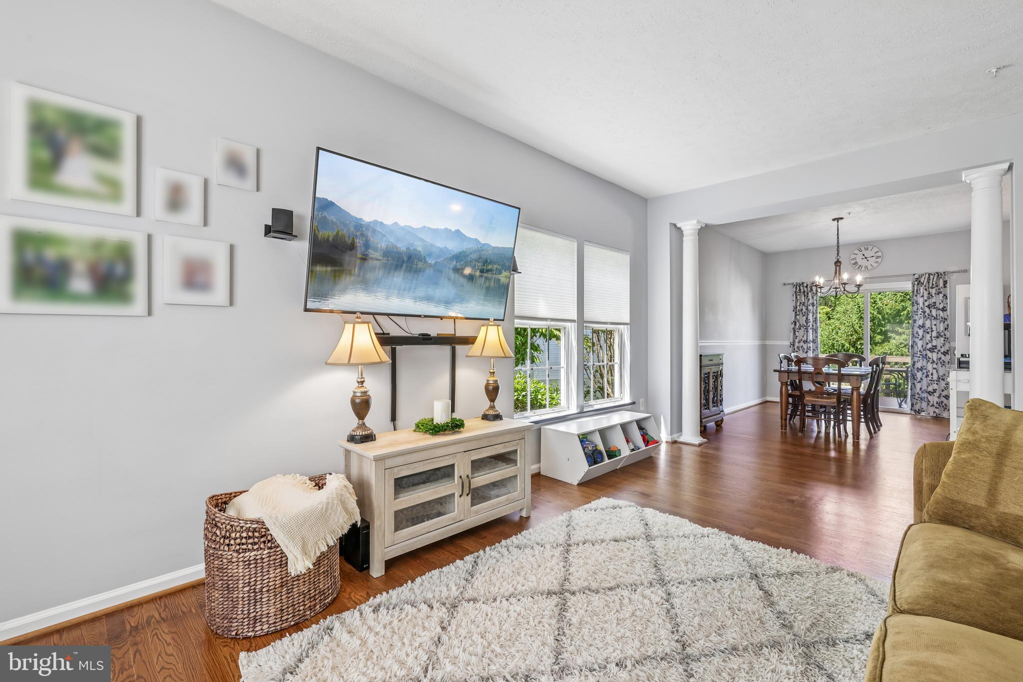 SPRING RIDGE - Residential