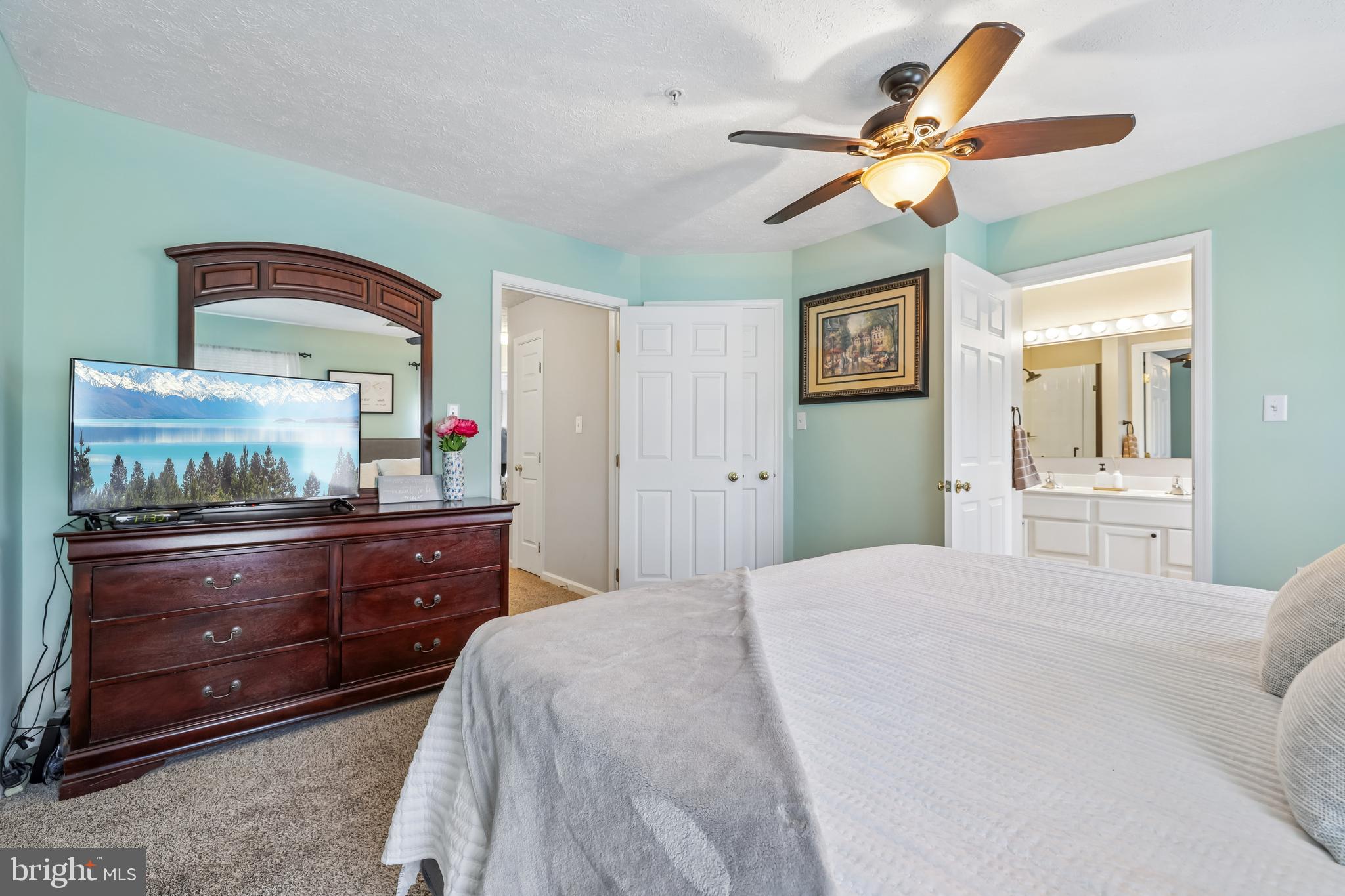 SPRING RIDGE - Residential