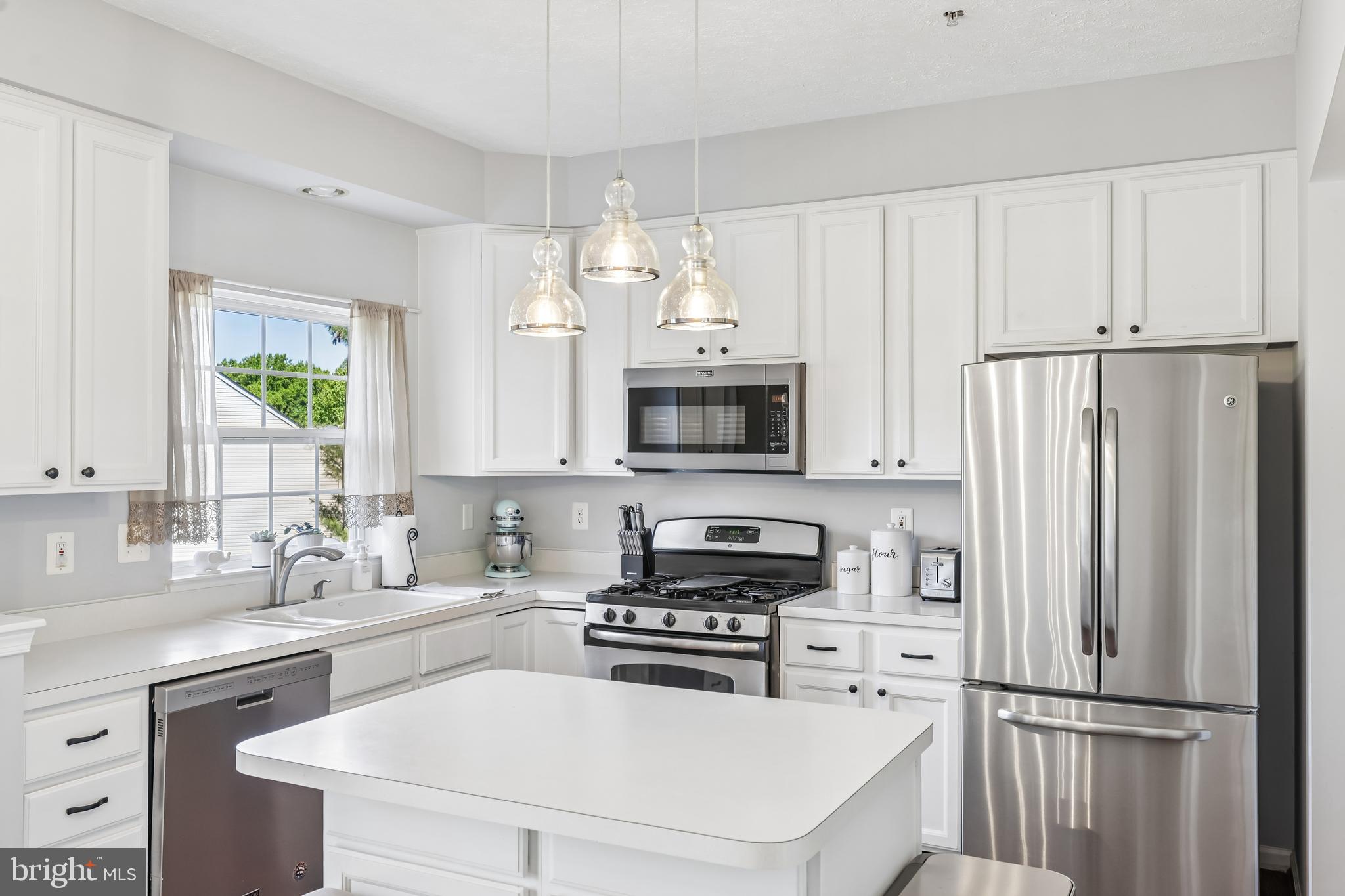 SPRING RIDGE - Residential
