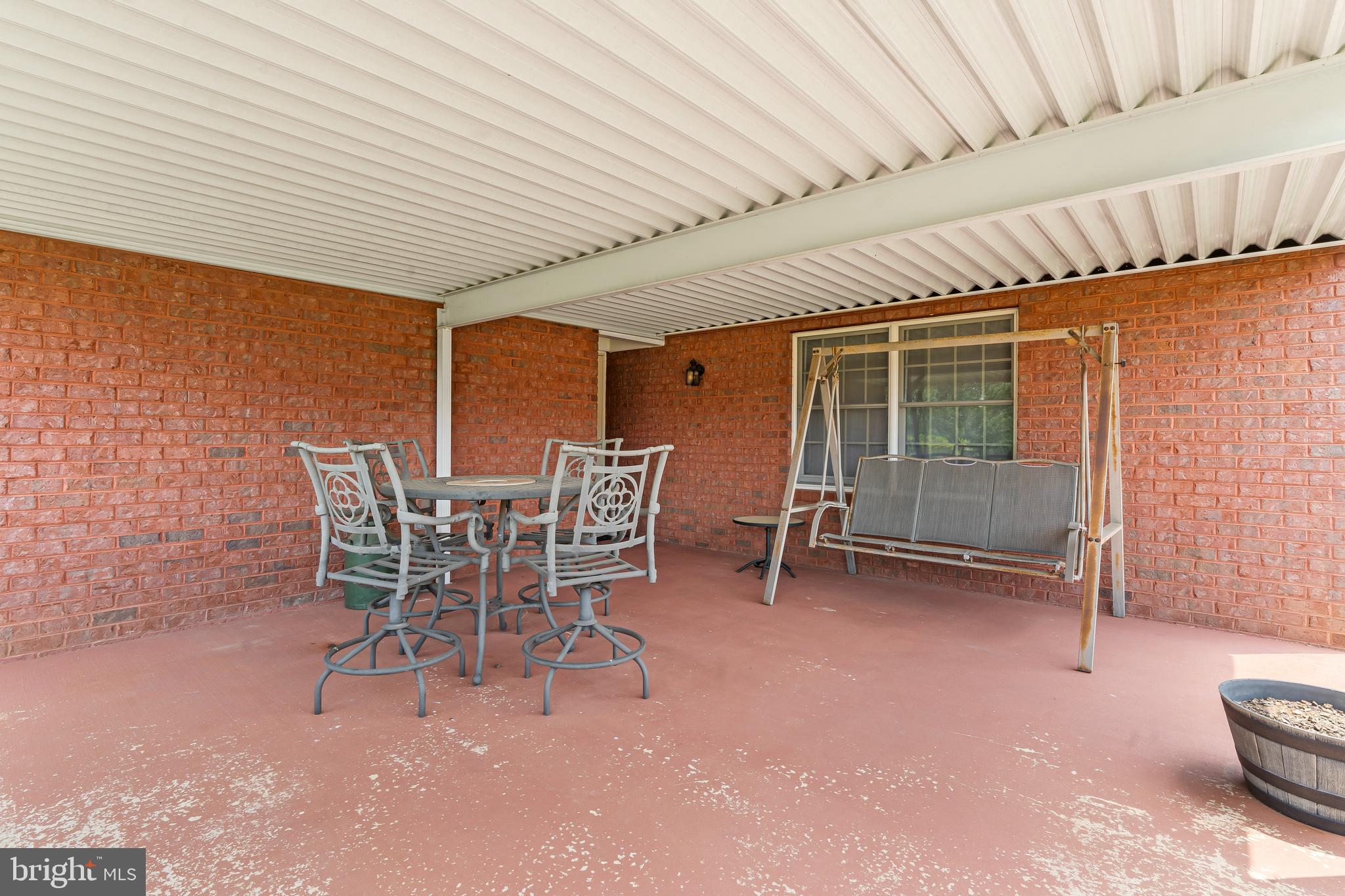 ENGLEBROOK PARK - Residential