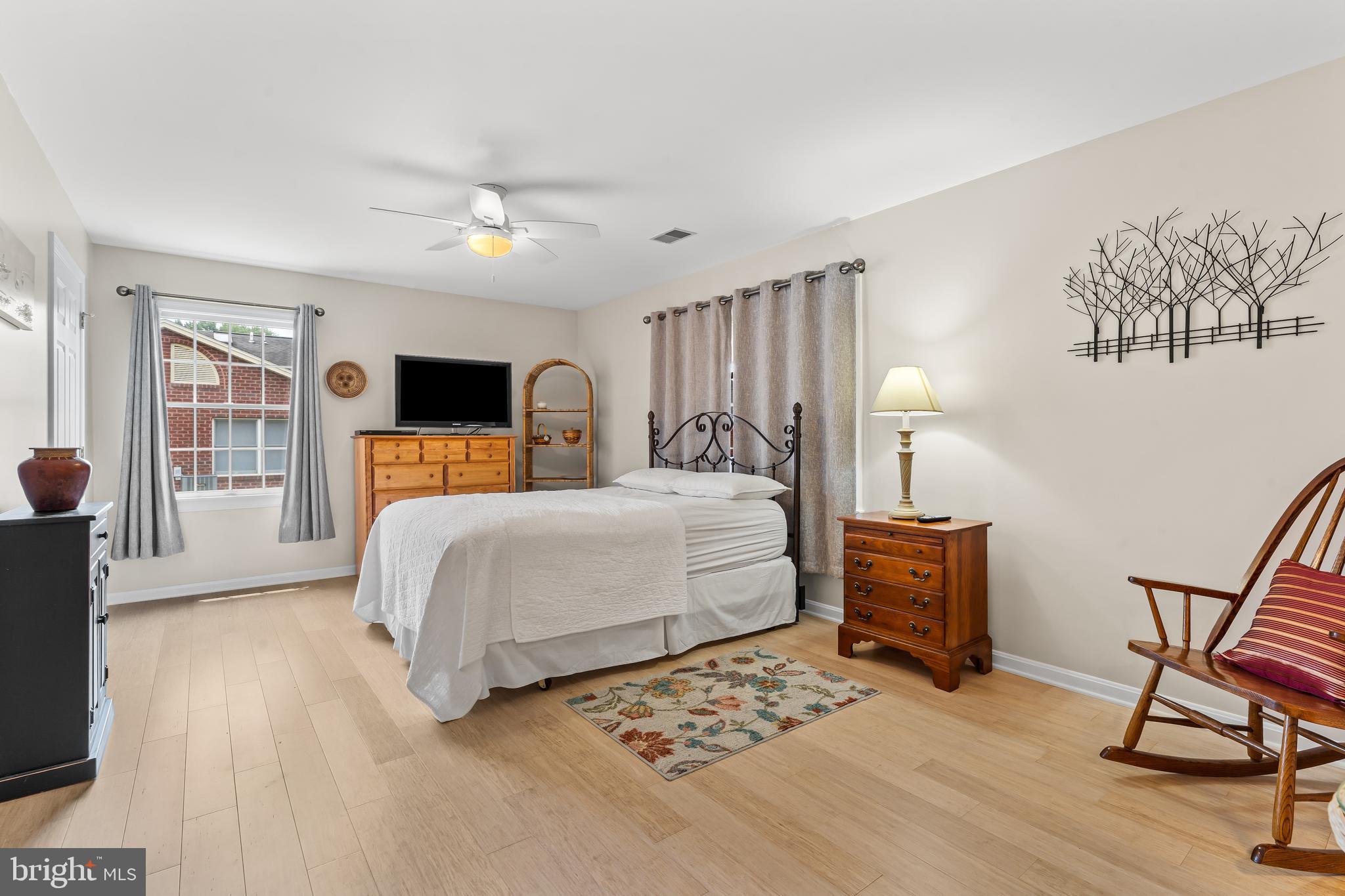 ENGLEBROOK PARK - Residential