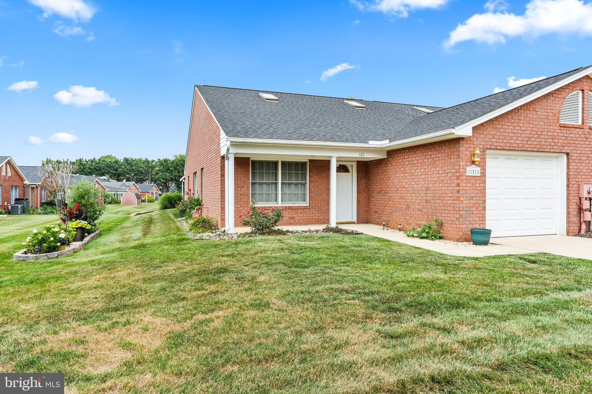 ENGLEBROOK PARK - Residential