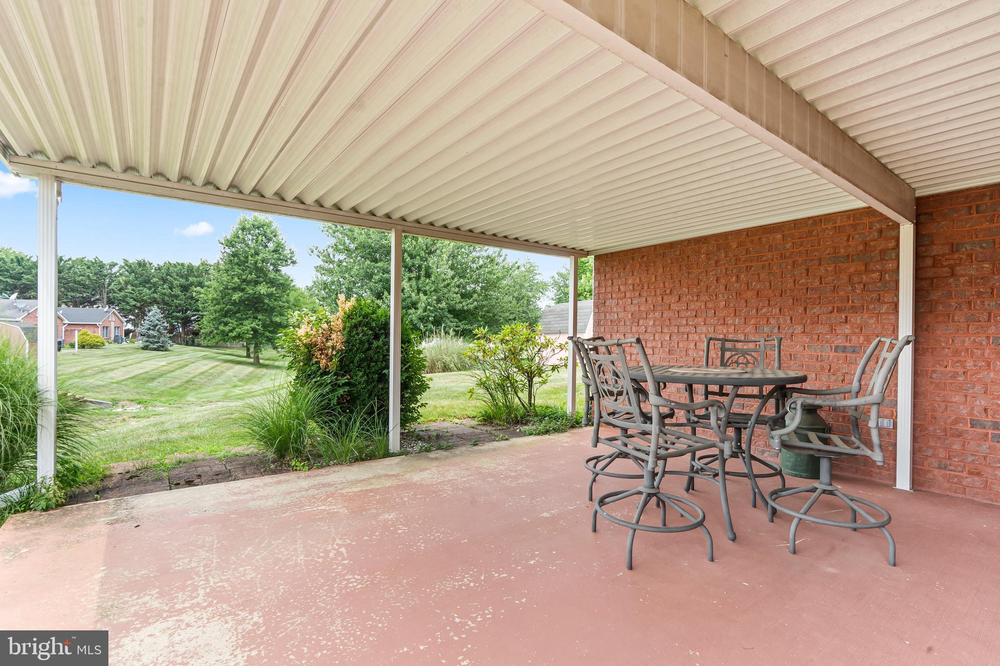 ENGLEBROOK PARK - Residential