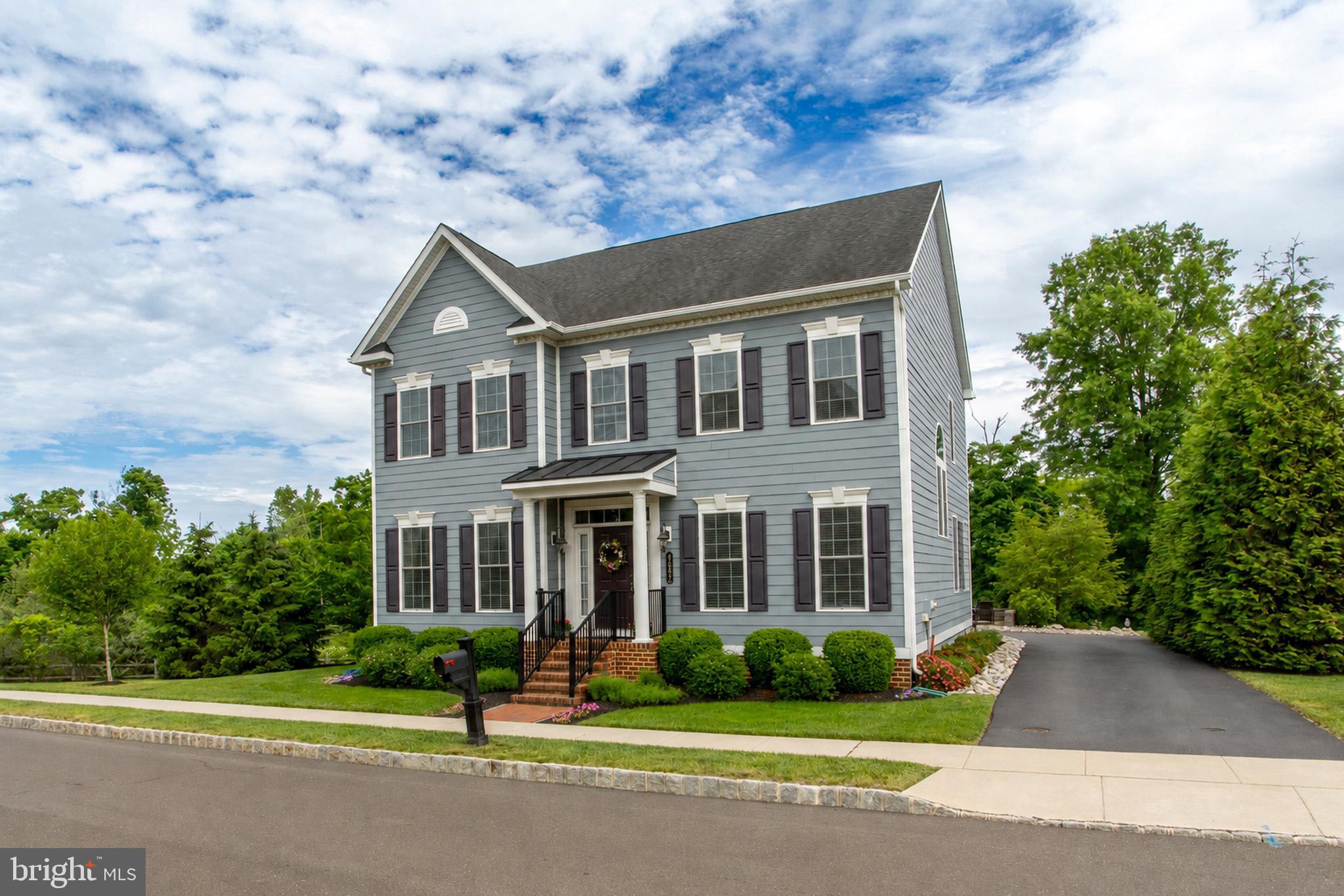 GARDEN VILLAGE - Residential
