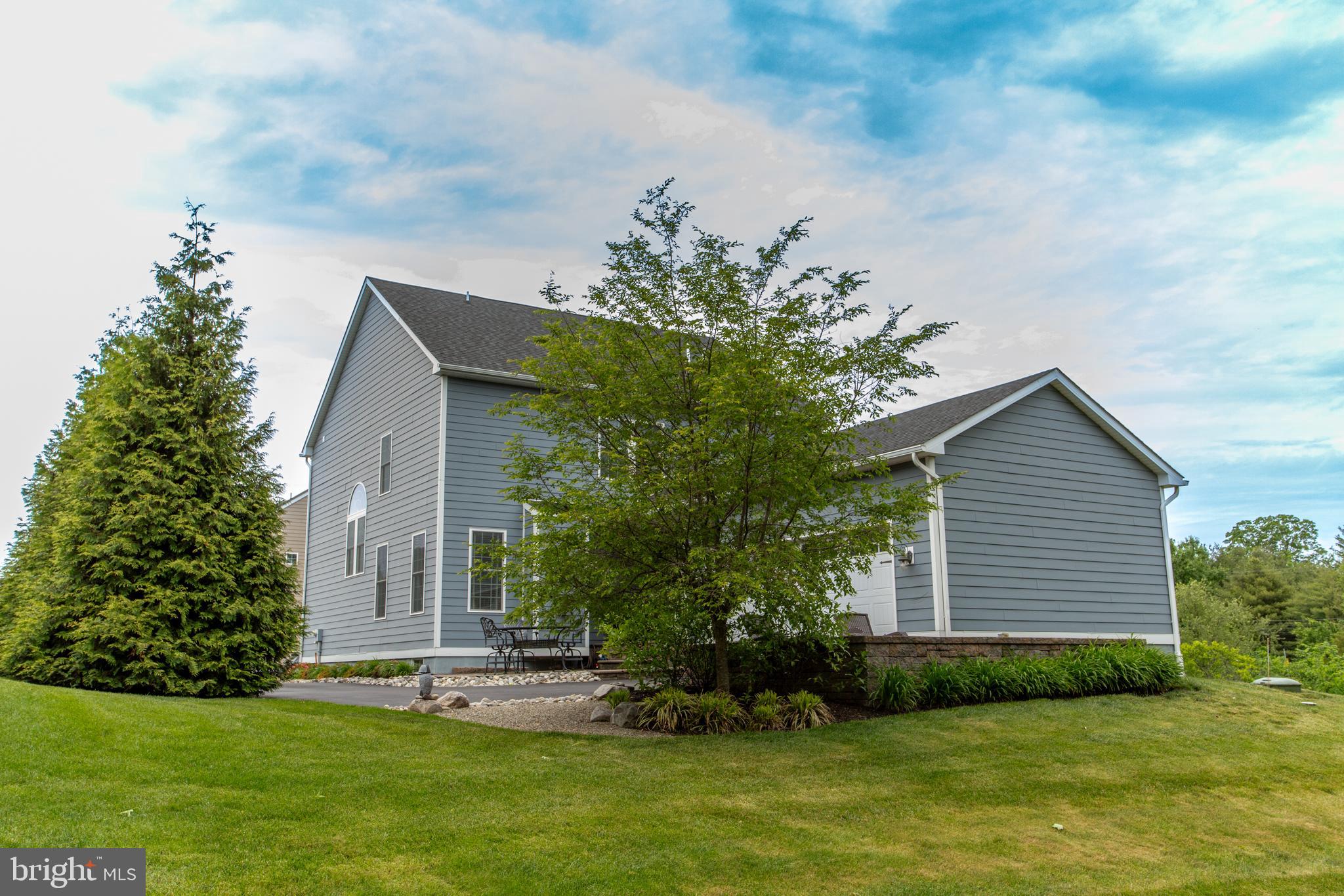 GARDEN VILLAGE - Residential