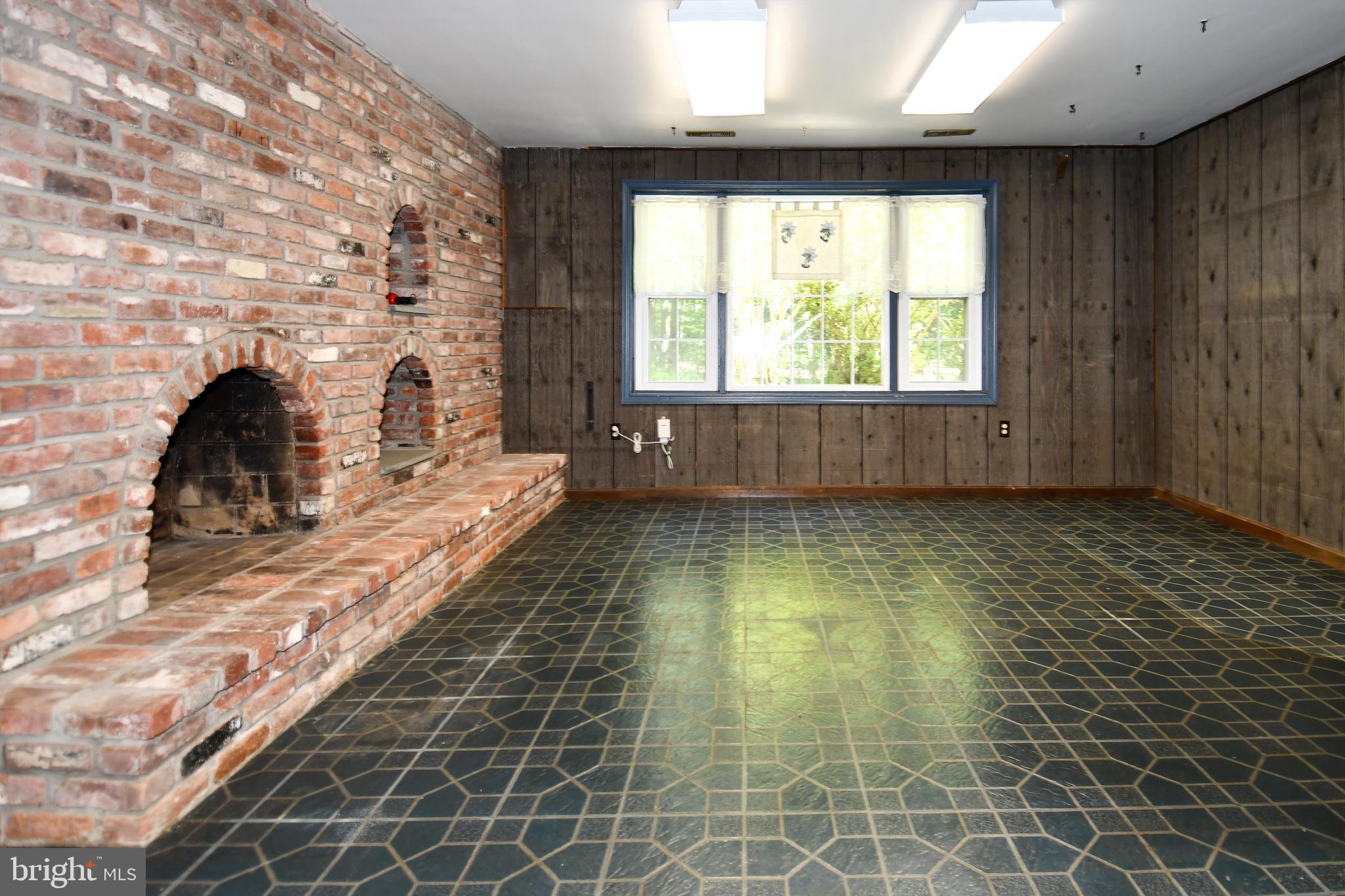 TWINBROOK ESTATES - Residential