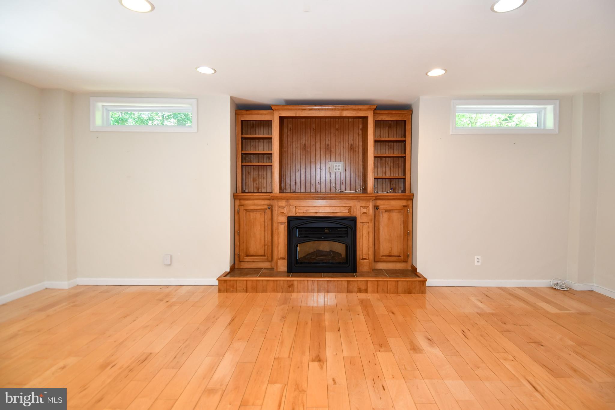 TWINBROOK ESTATES - Residential