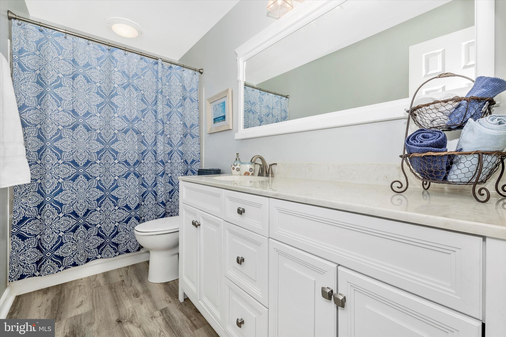 ELIZABETH'S DELIGHT - Residential