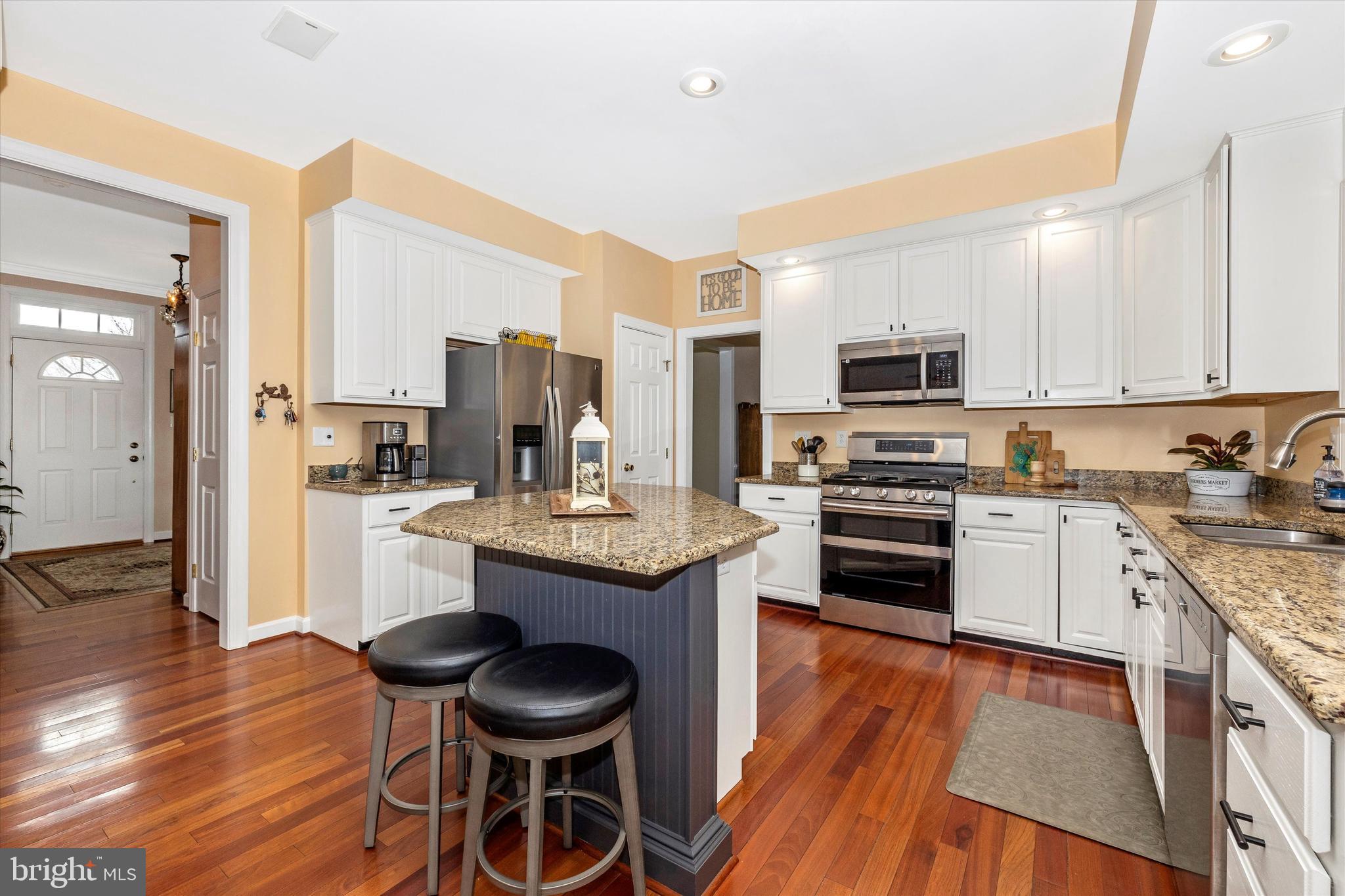 ELIZABETH'S DELIGHT - Residential