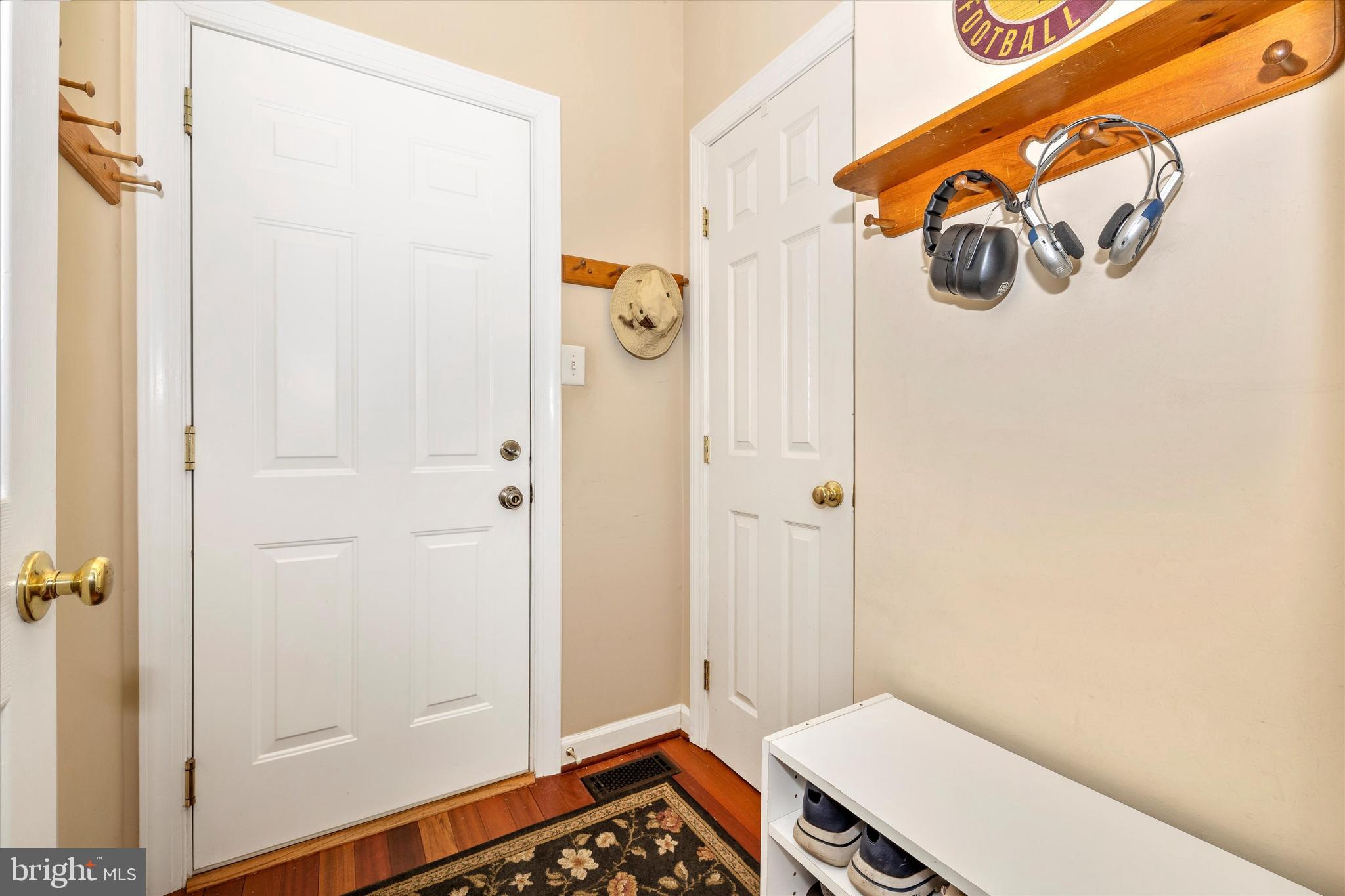 ELIZABETH'S DELIGHT - Residential