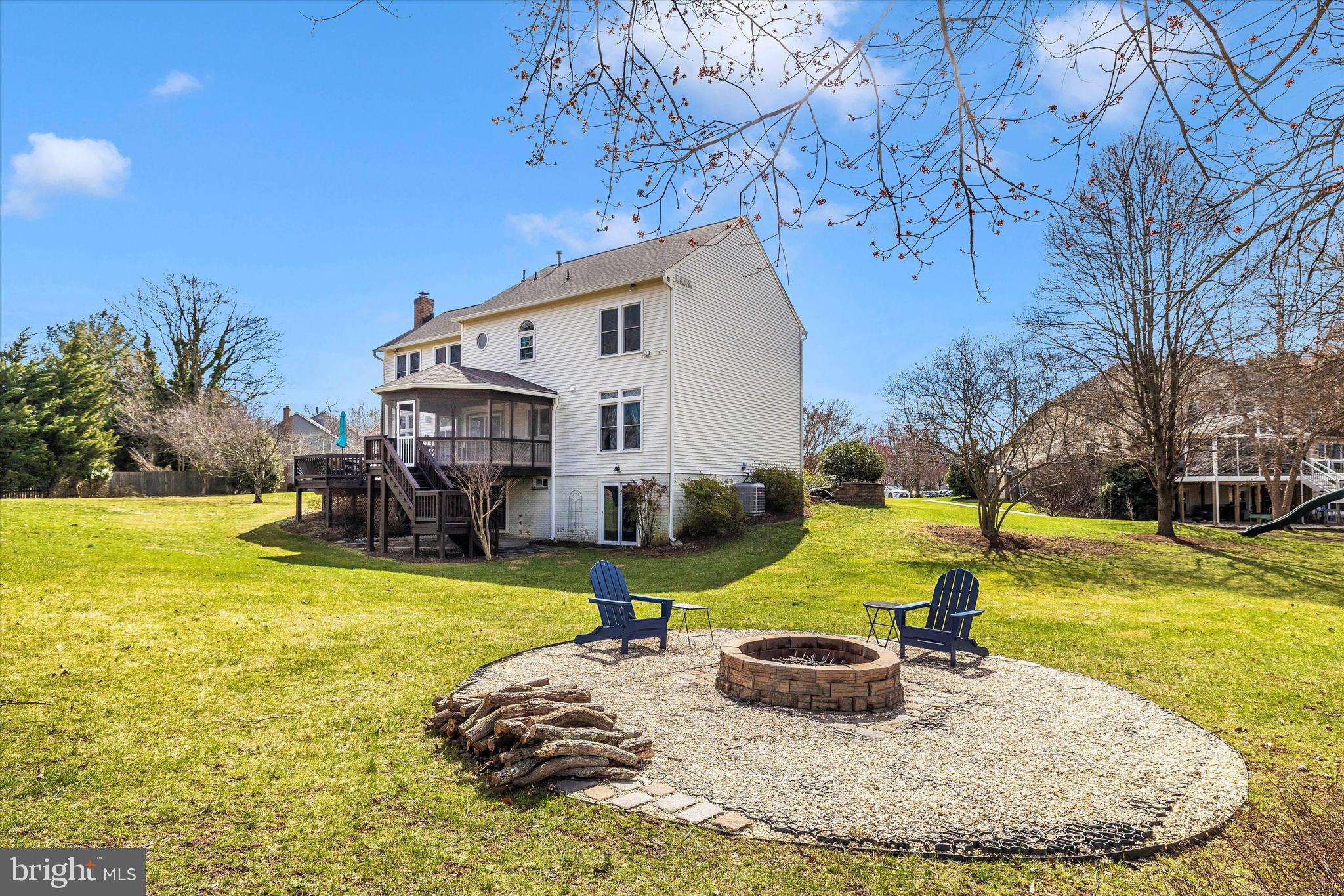 ELIZABETH'S DELIGHT - Residential