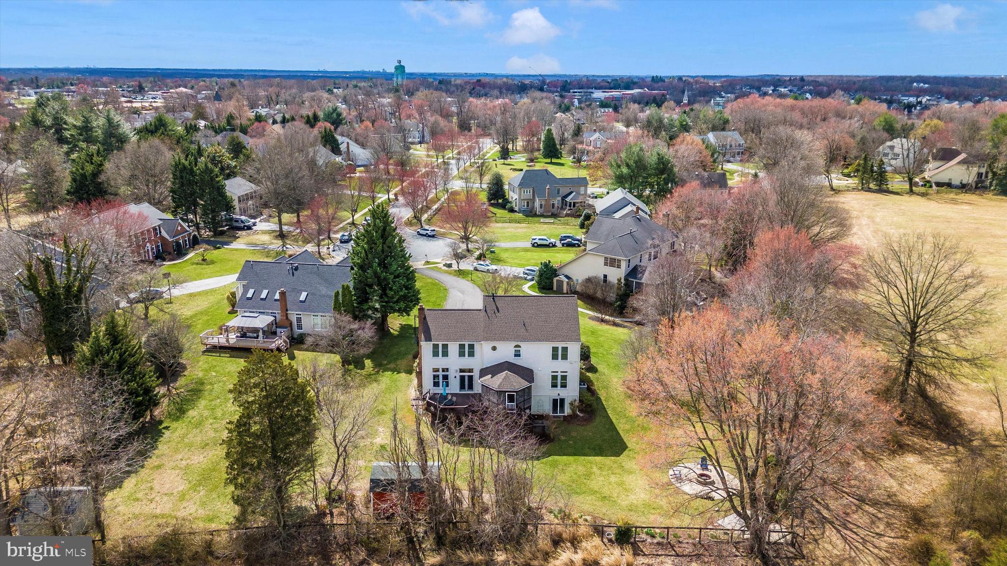 ELIZABETH'S DELIGHT - Residential