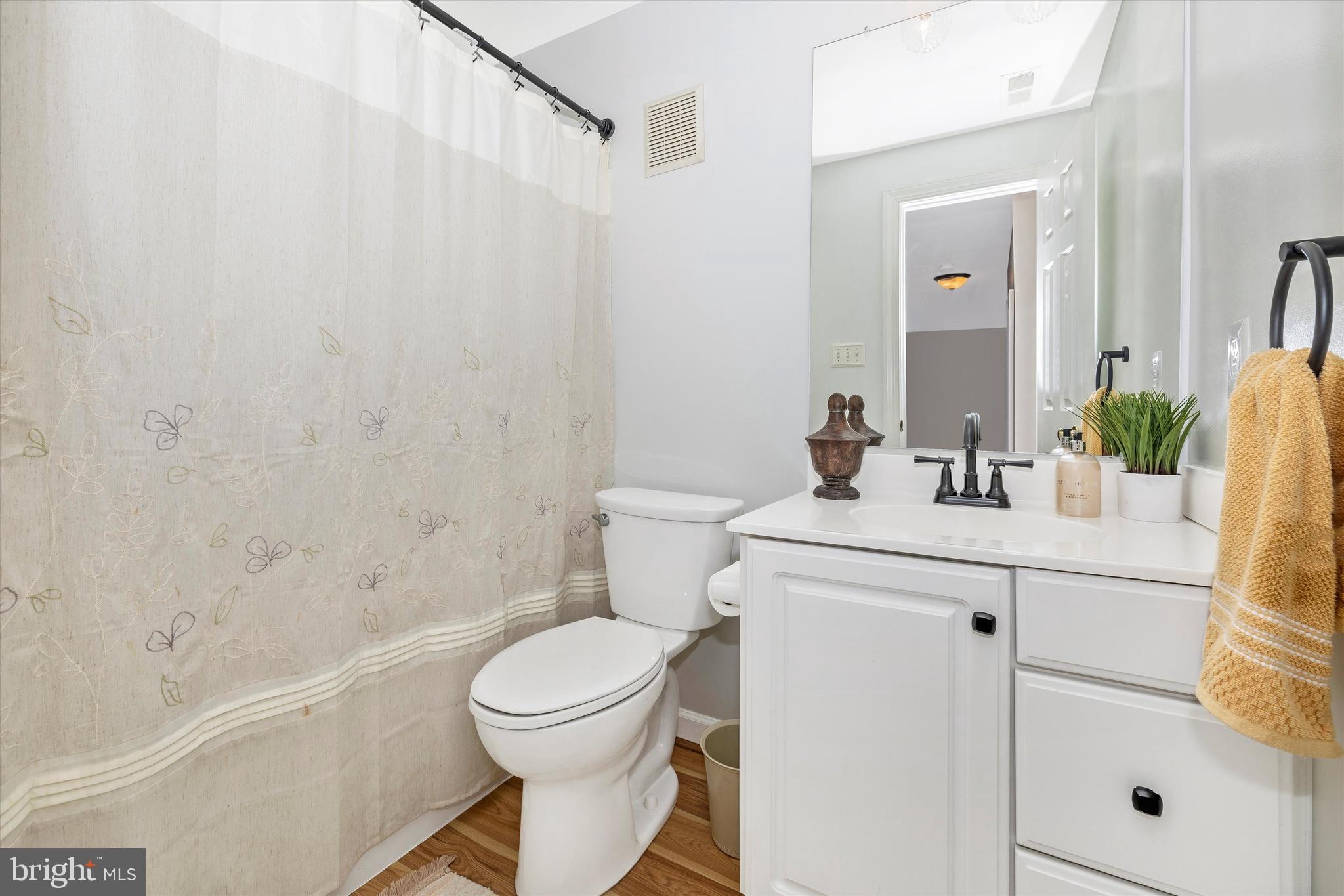 ELIZABETH'S DELIGHT - Residential