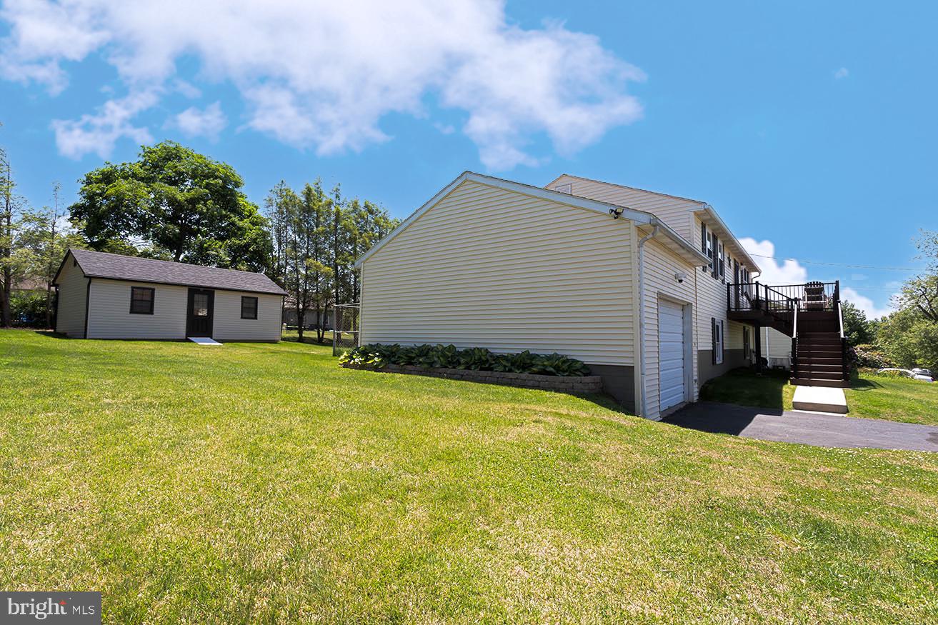 LAKE WYNONAH - Residential