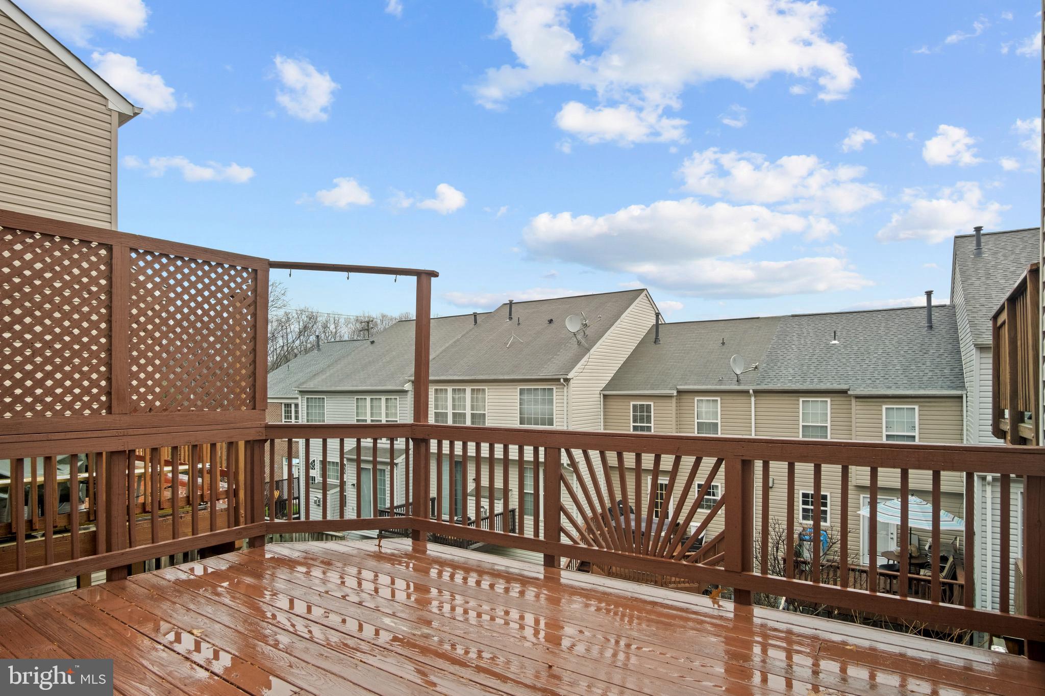 FAIR OAKS GREEN - Residential Lease