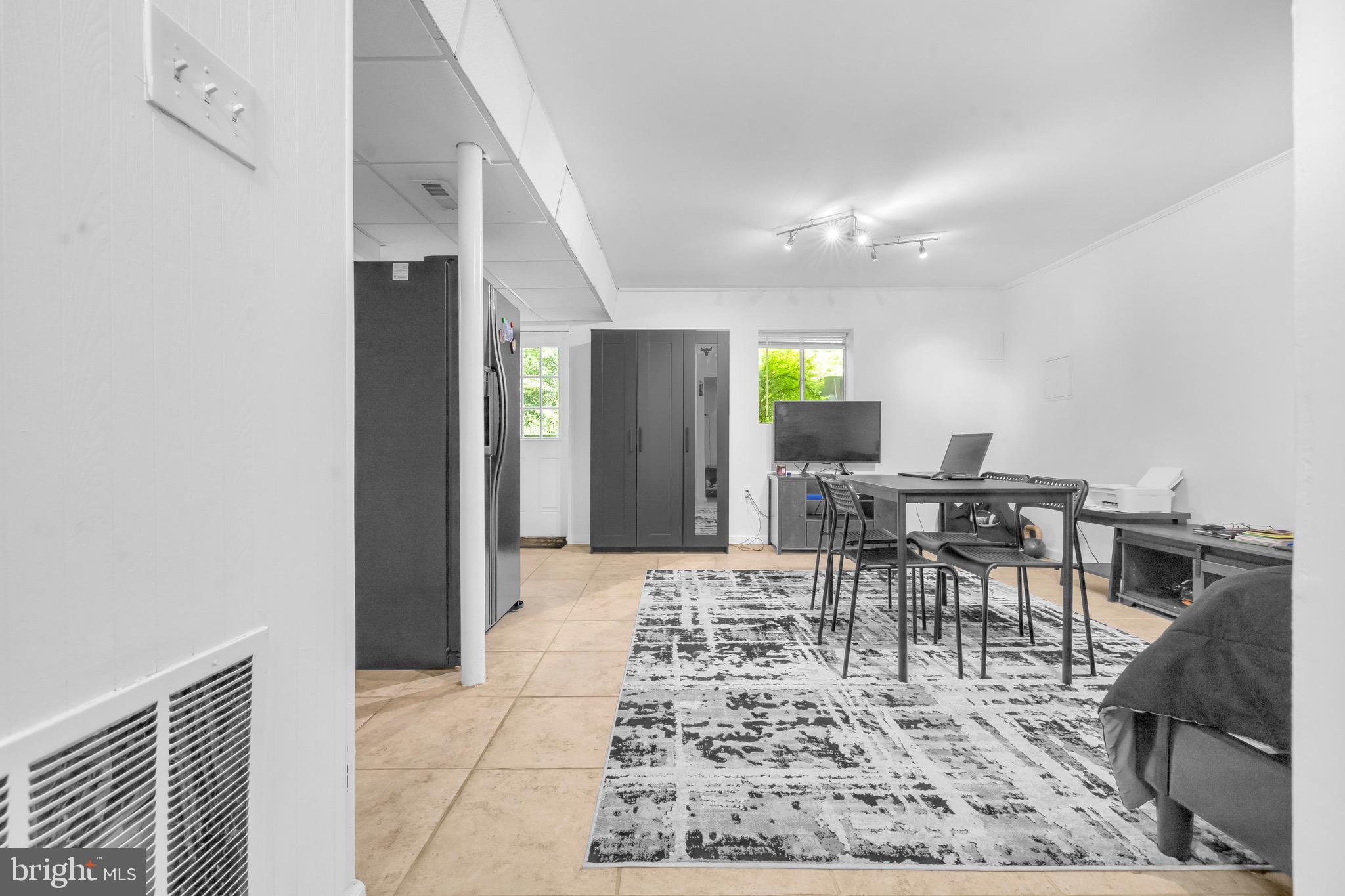 PARKSIDE ESTATES - Residential