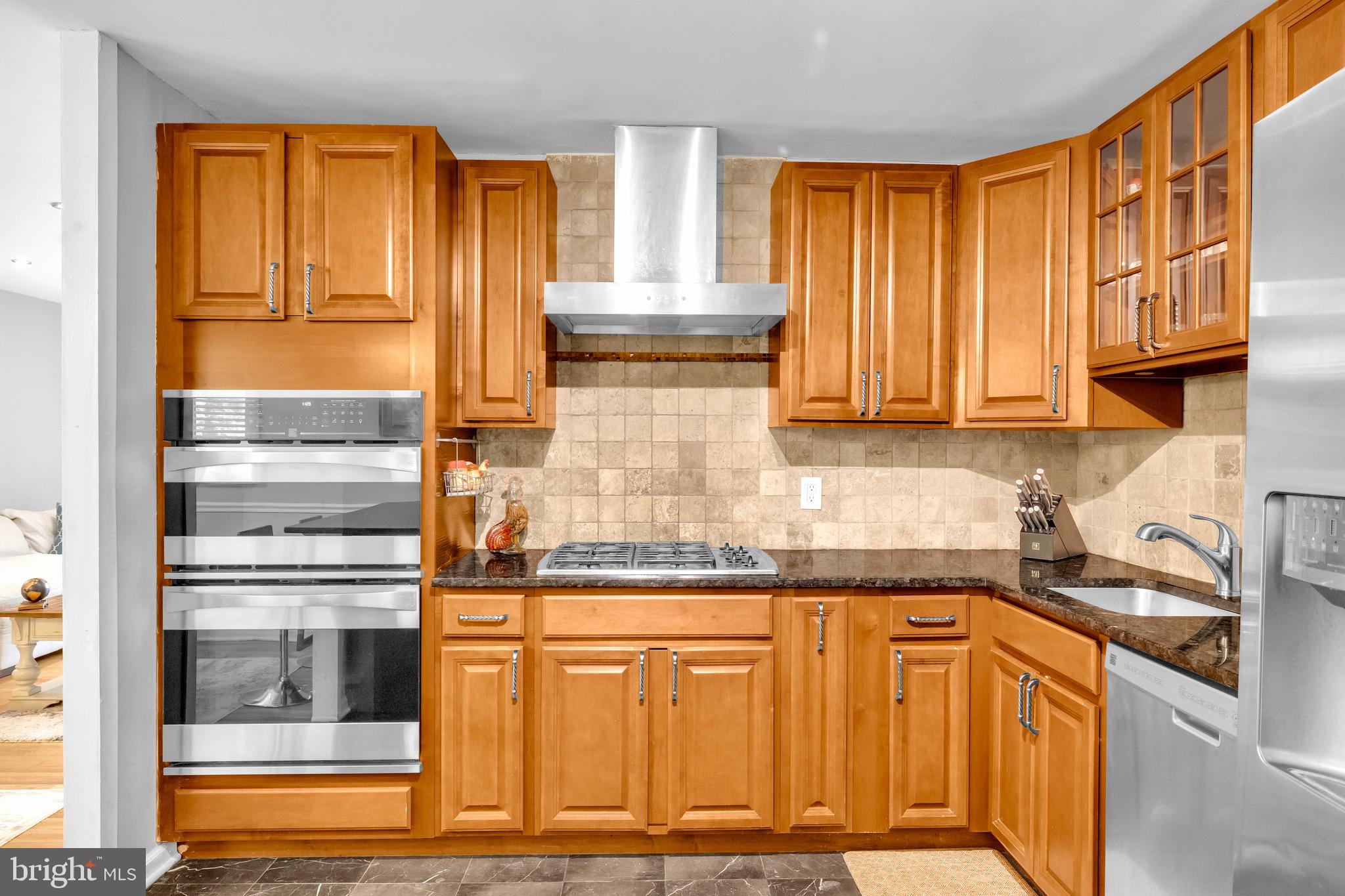 PARKSIDE ESTATES - Residential