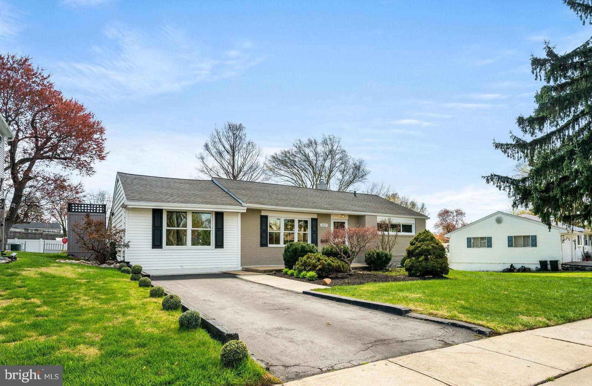 BRIDGEWATER FARMS - Residential