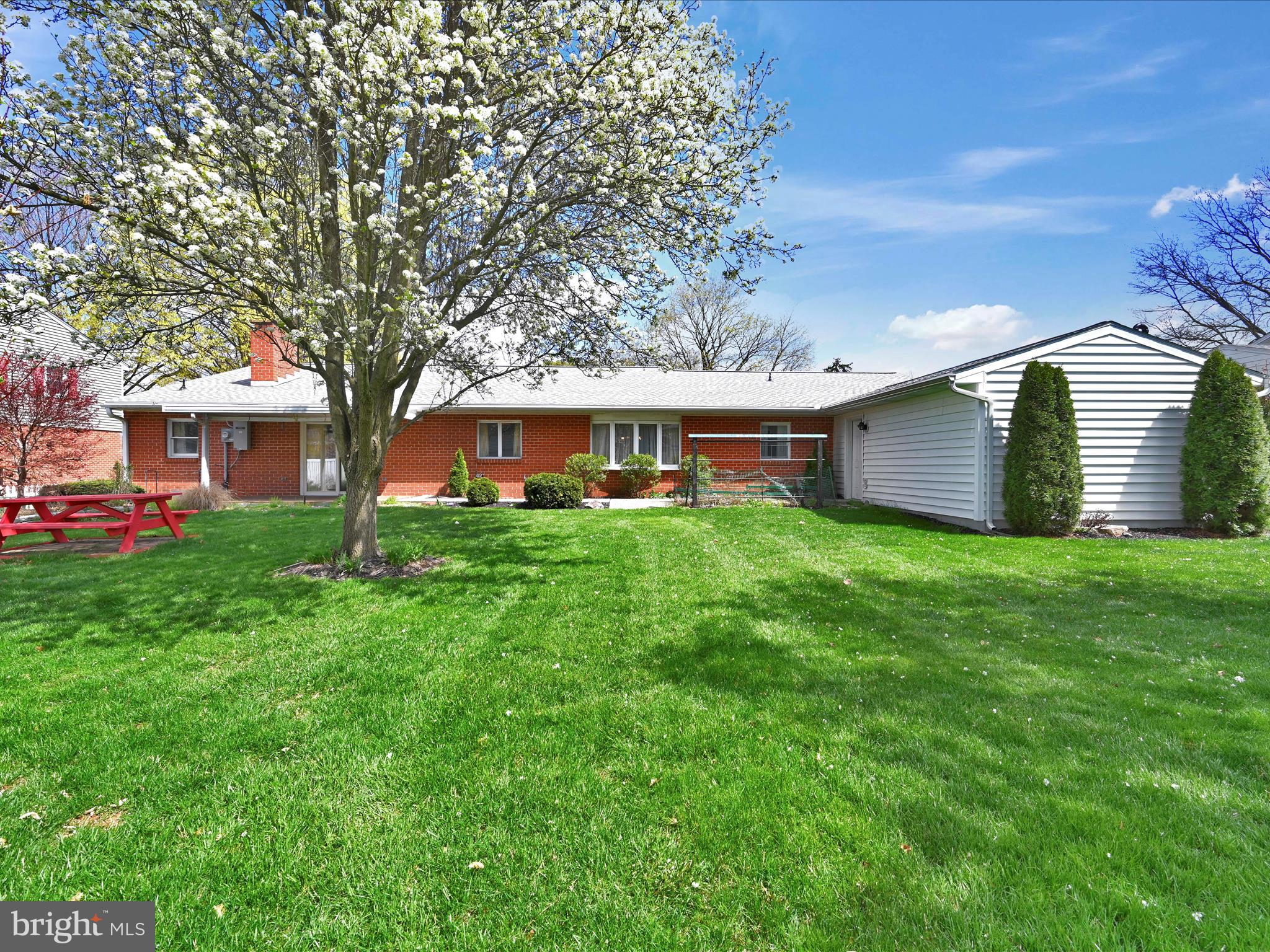 BLOOMINGDALE - Residential