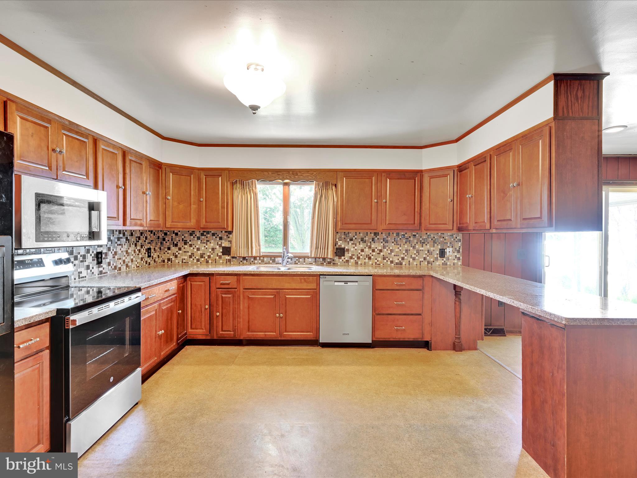 BLOOMINGDALE - Residential