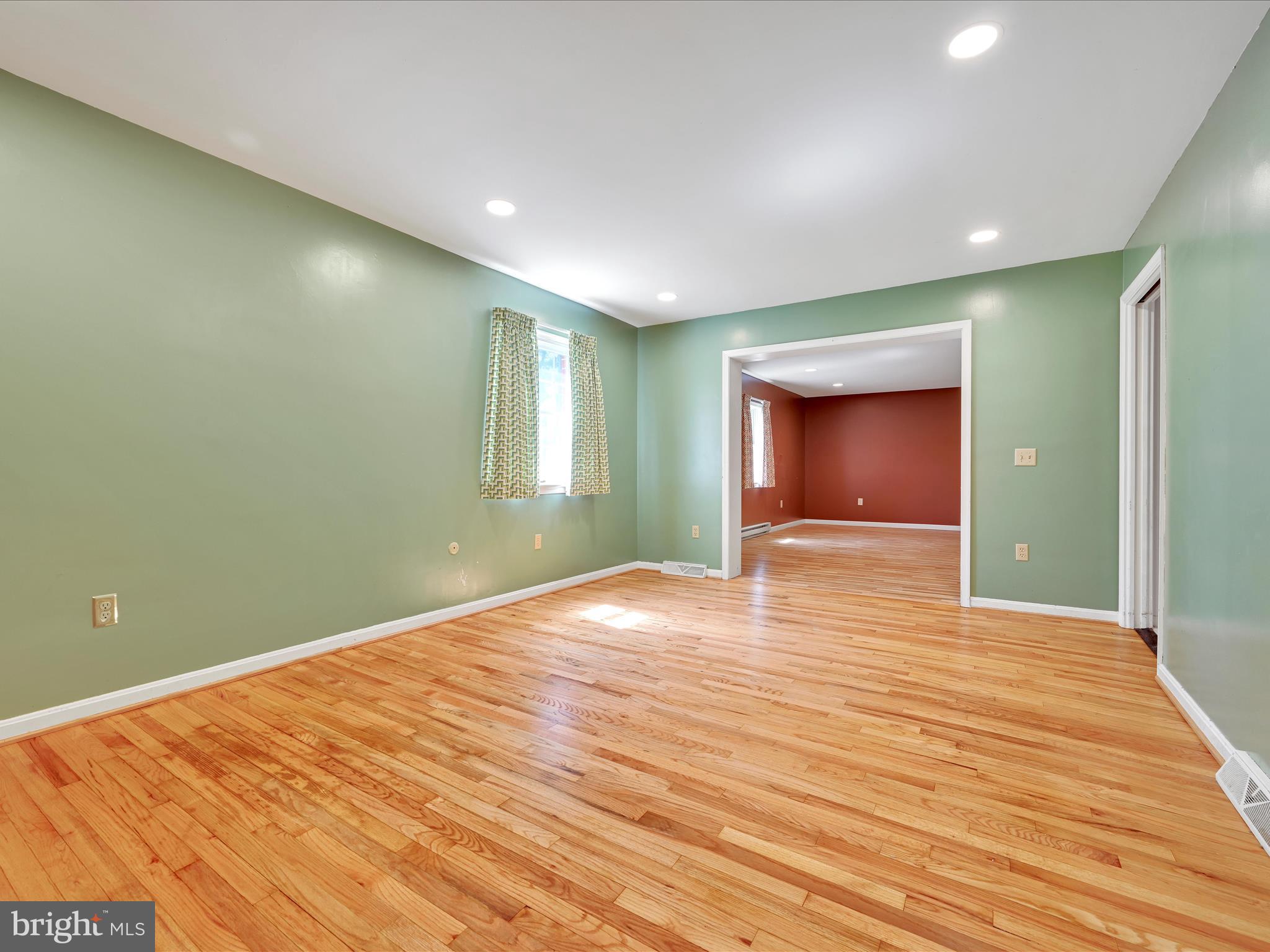 BLOOMINGDALE - Residential