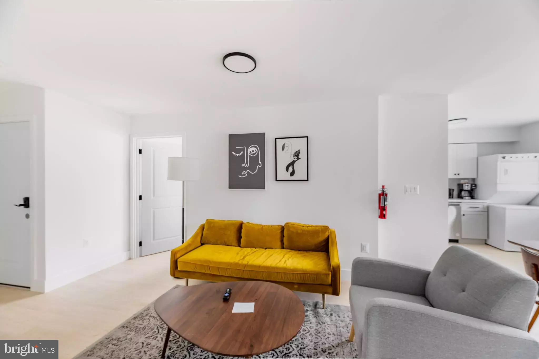 VIRGINIA SQUARE - Residential Income