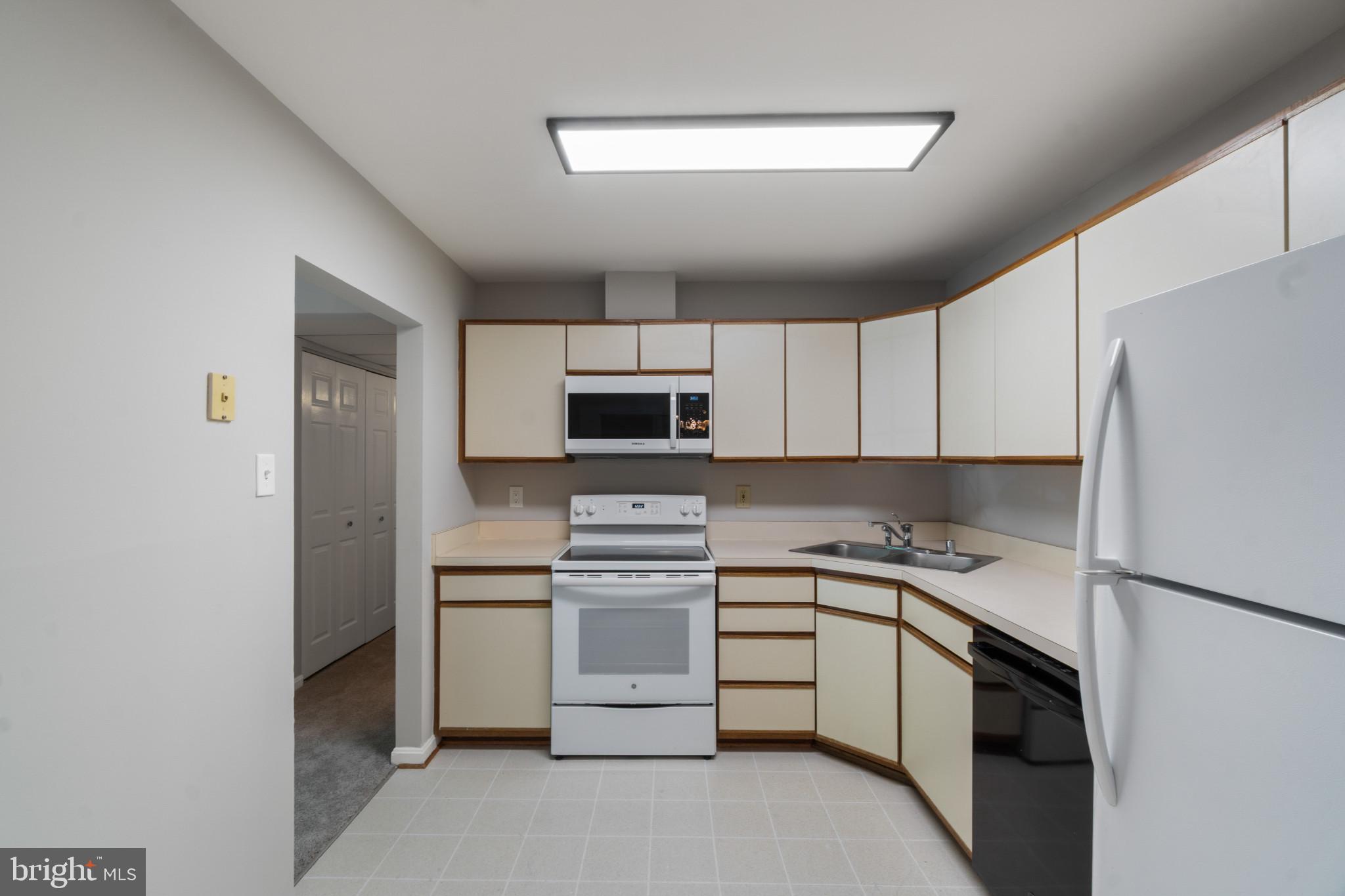 LOVETON FARMS - Residential