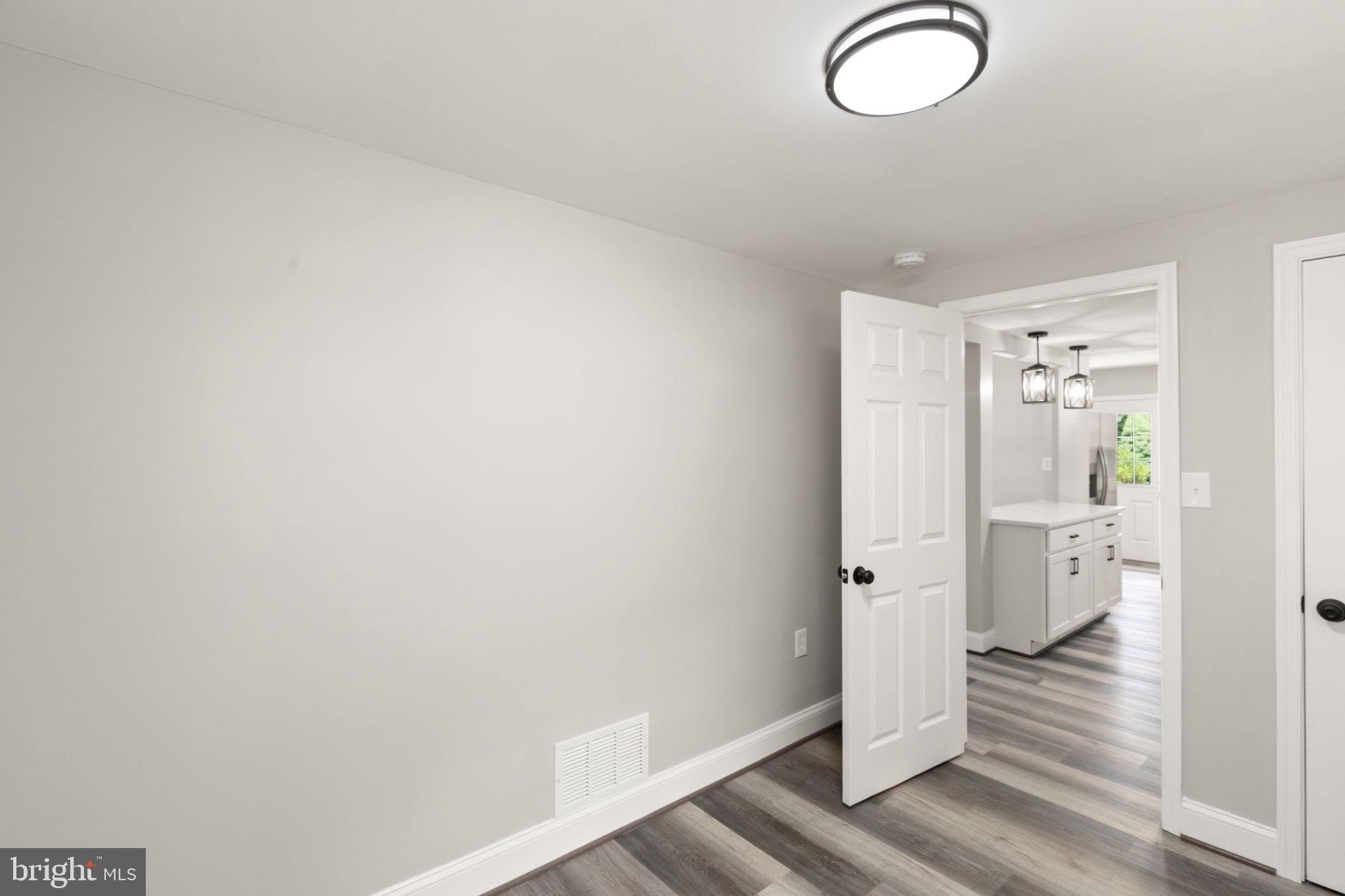 PARKVILLE - Residential