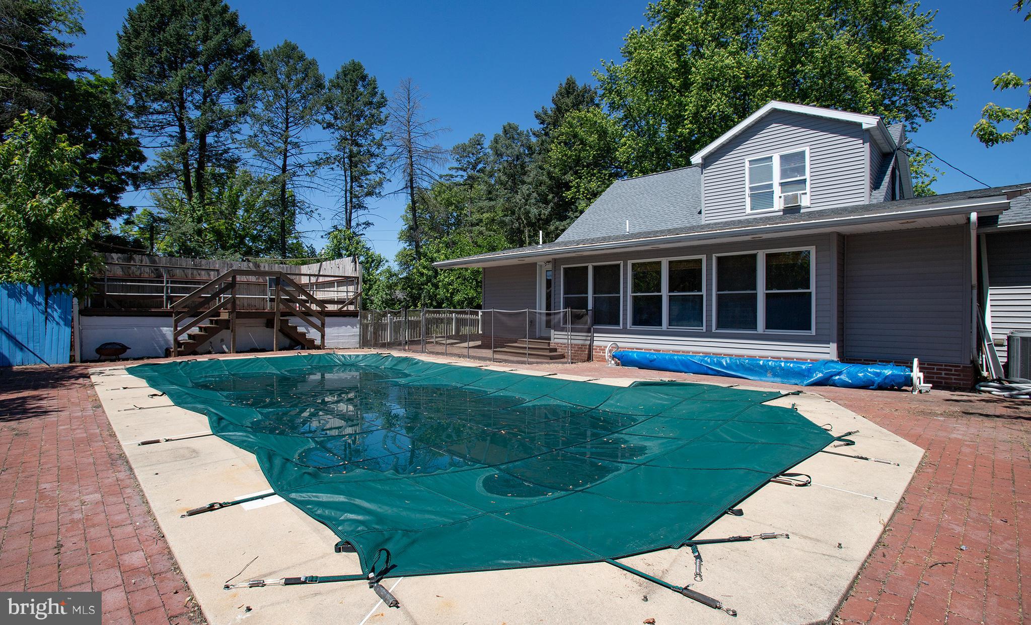DERRY TOWNSHIP - Residential