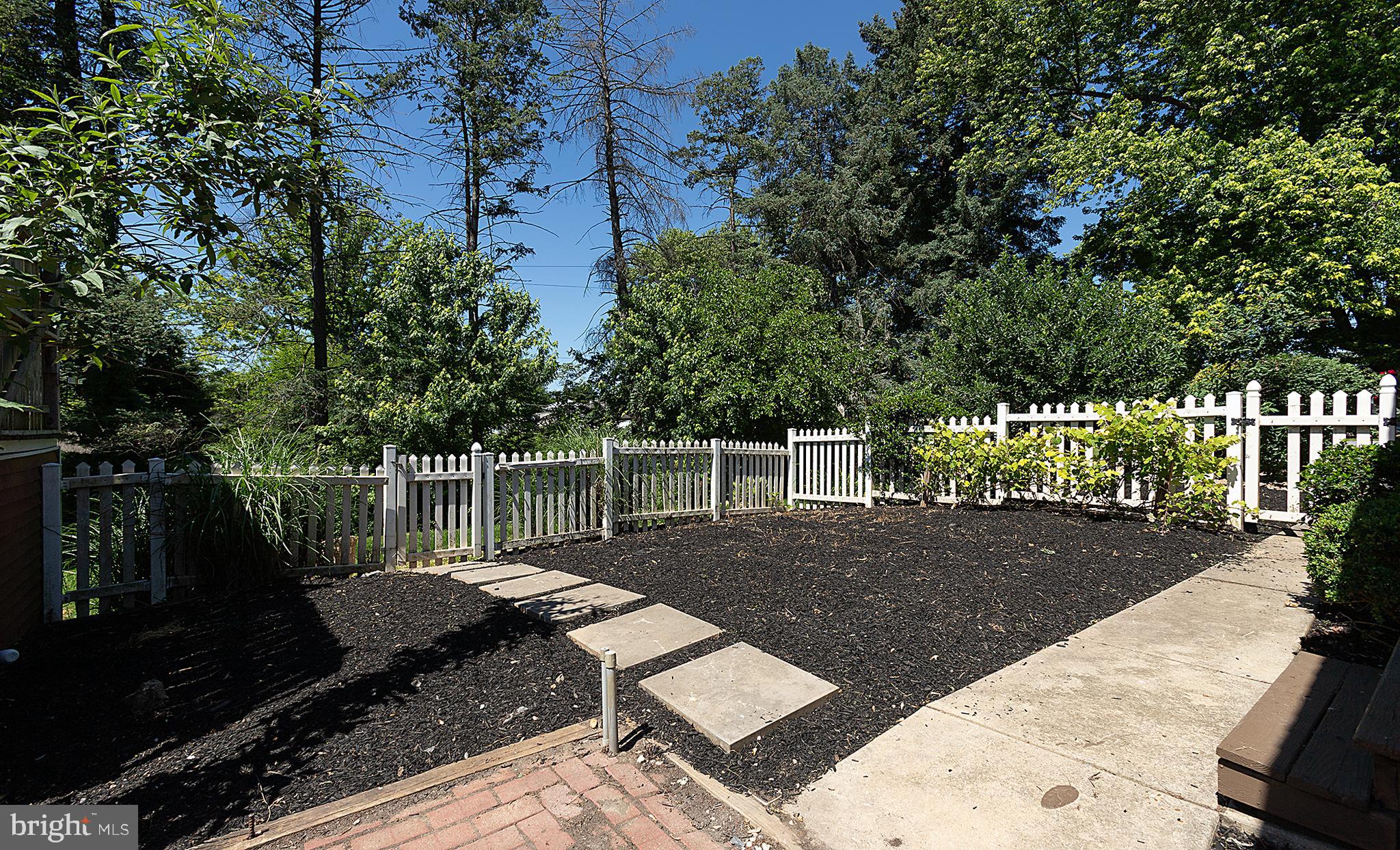 DERRY TOWNSHIP - Residential