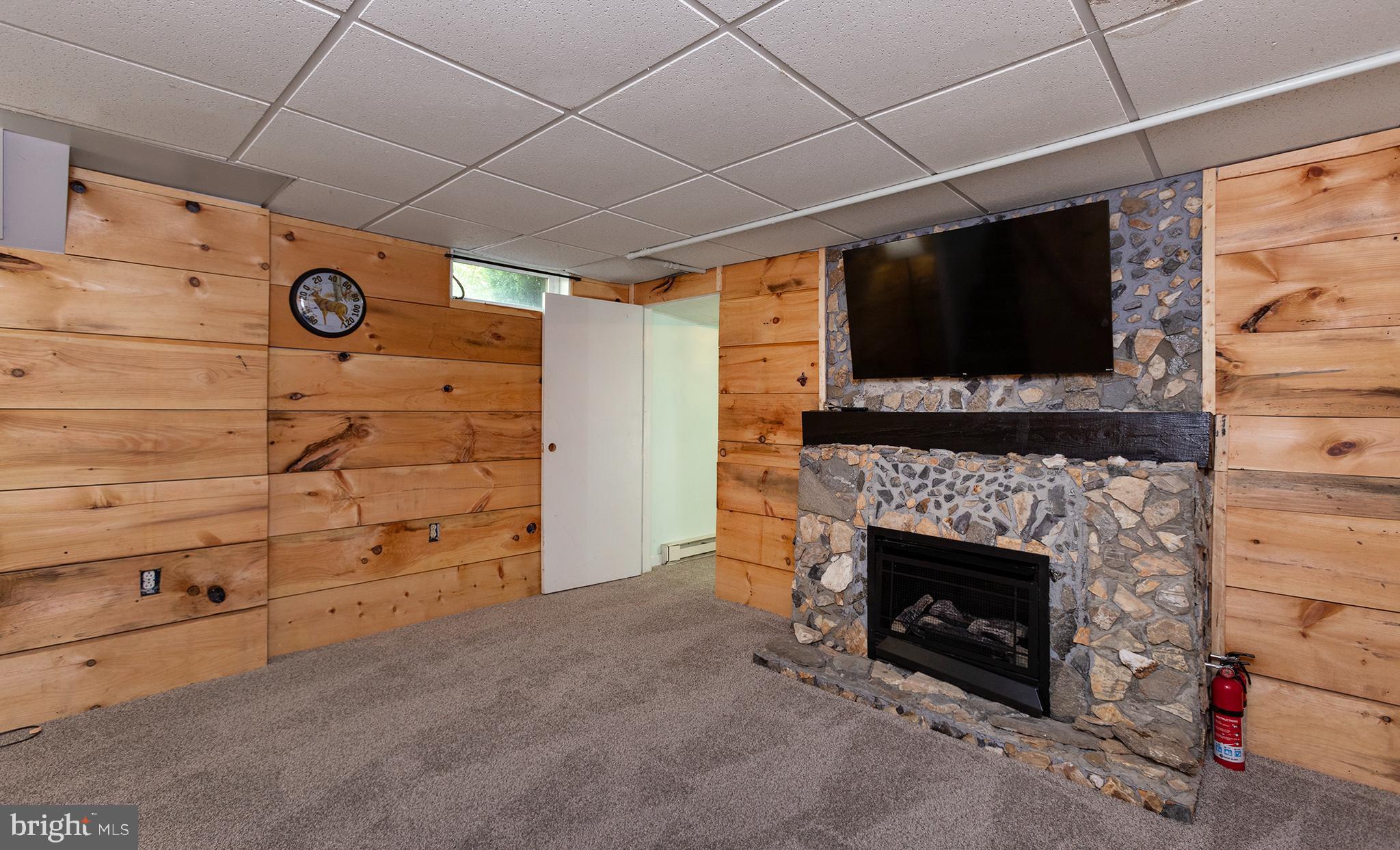 DERRY TOWNSHIP - Residential