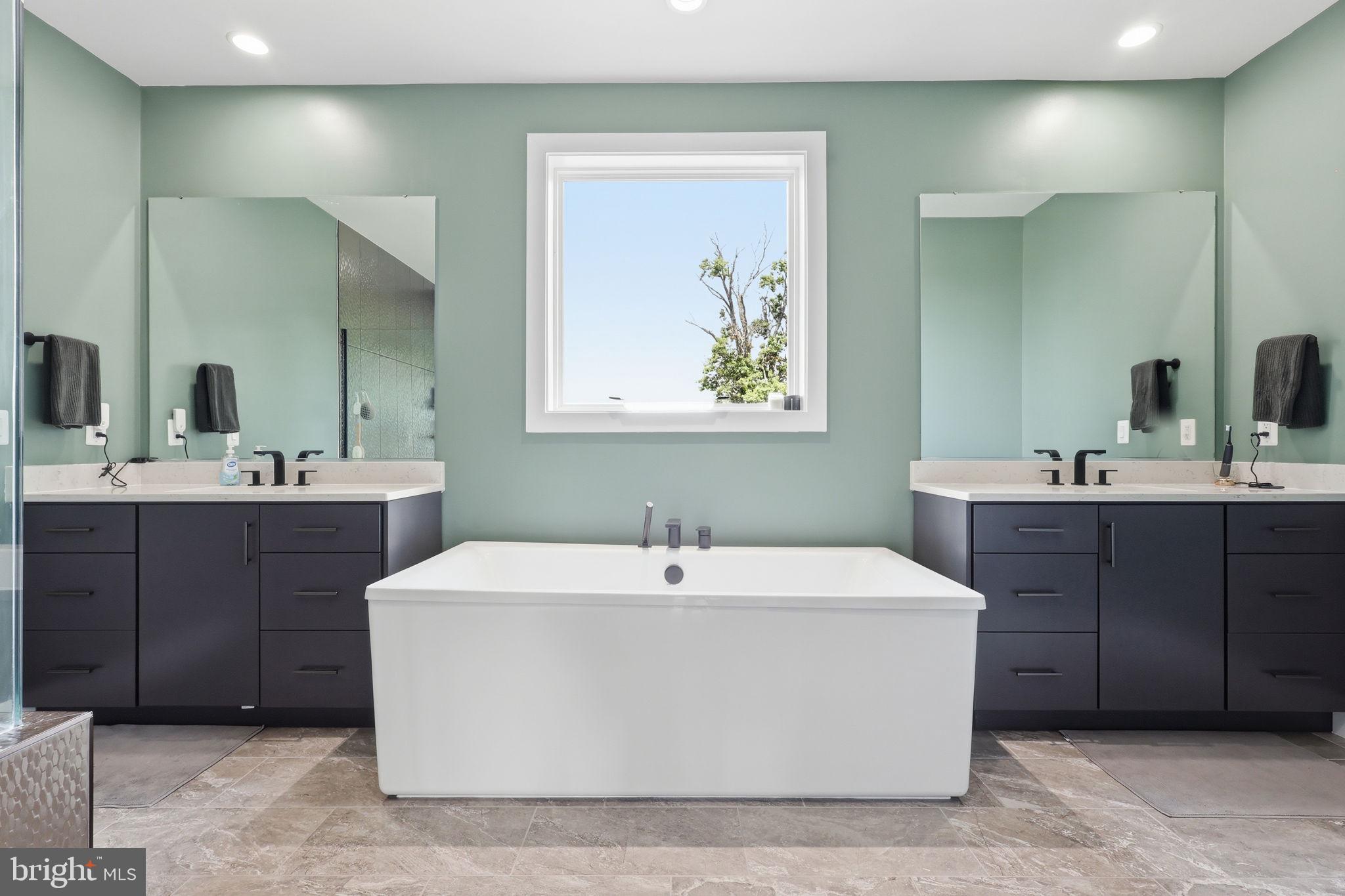 LENAH MILL - Residential