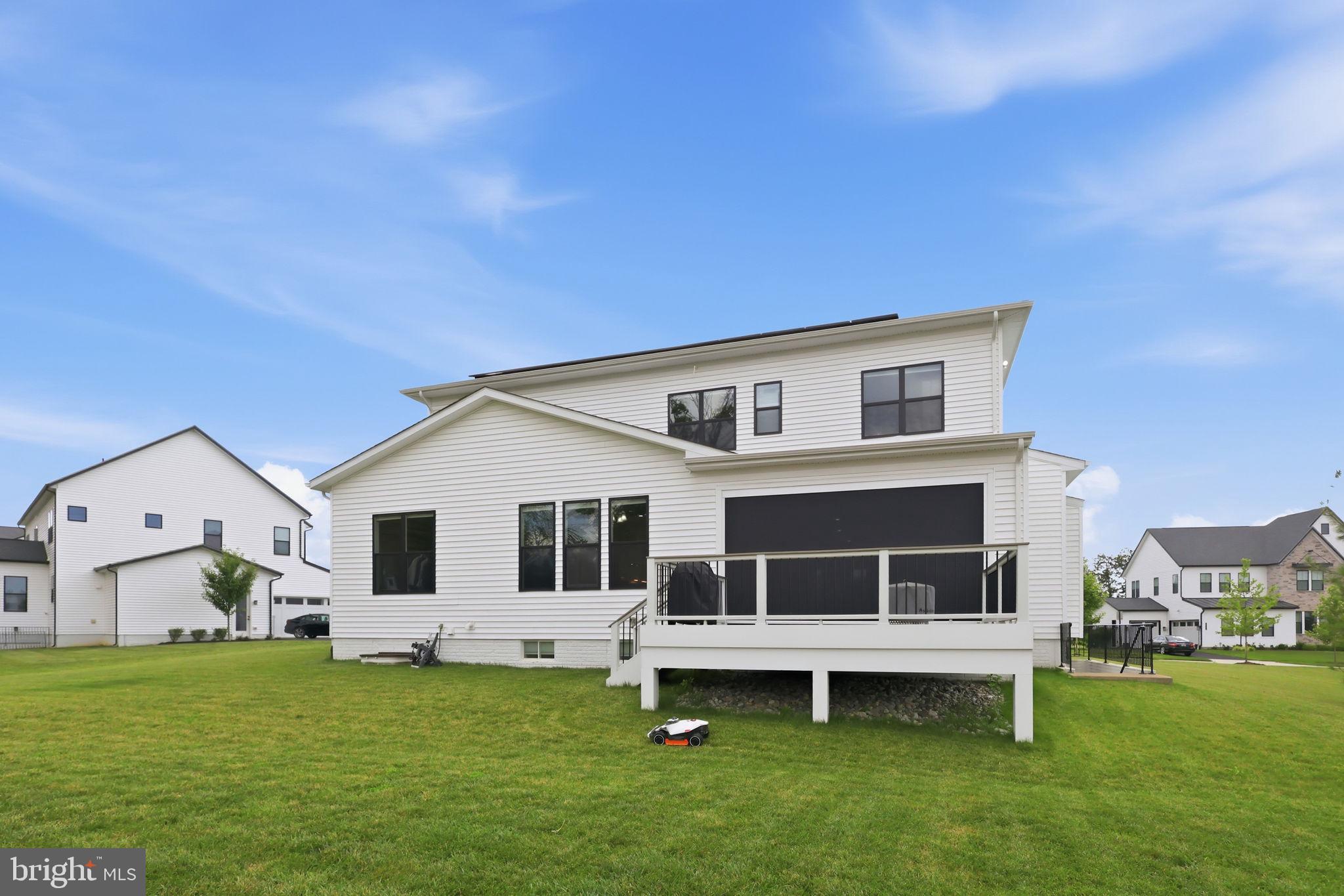 LENAH MILL - Residential