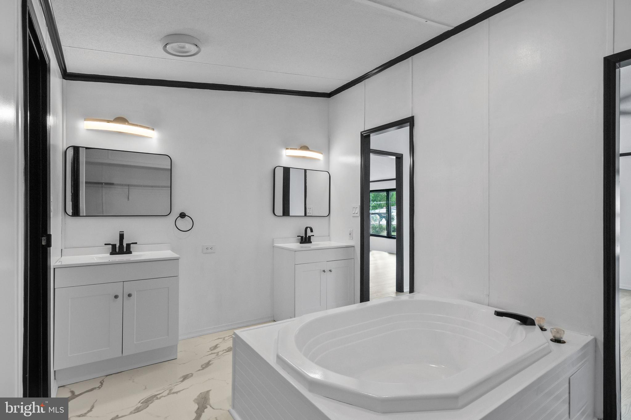 HEISTERS CREEK - Residential