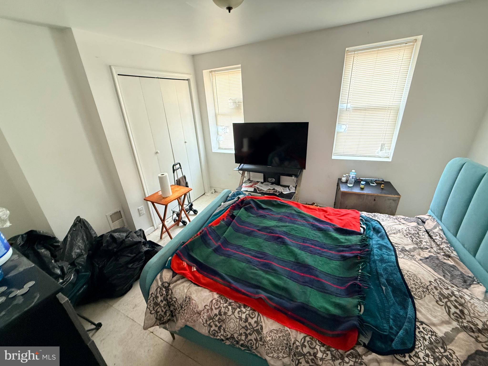 POINT BREEZE - Residential