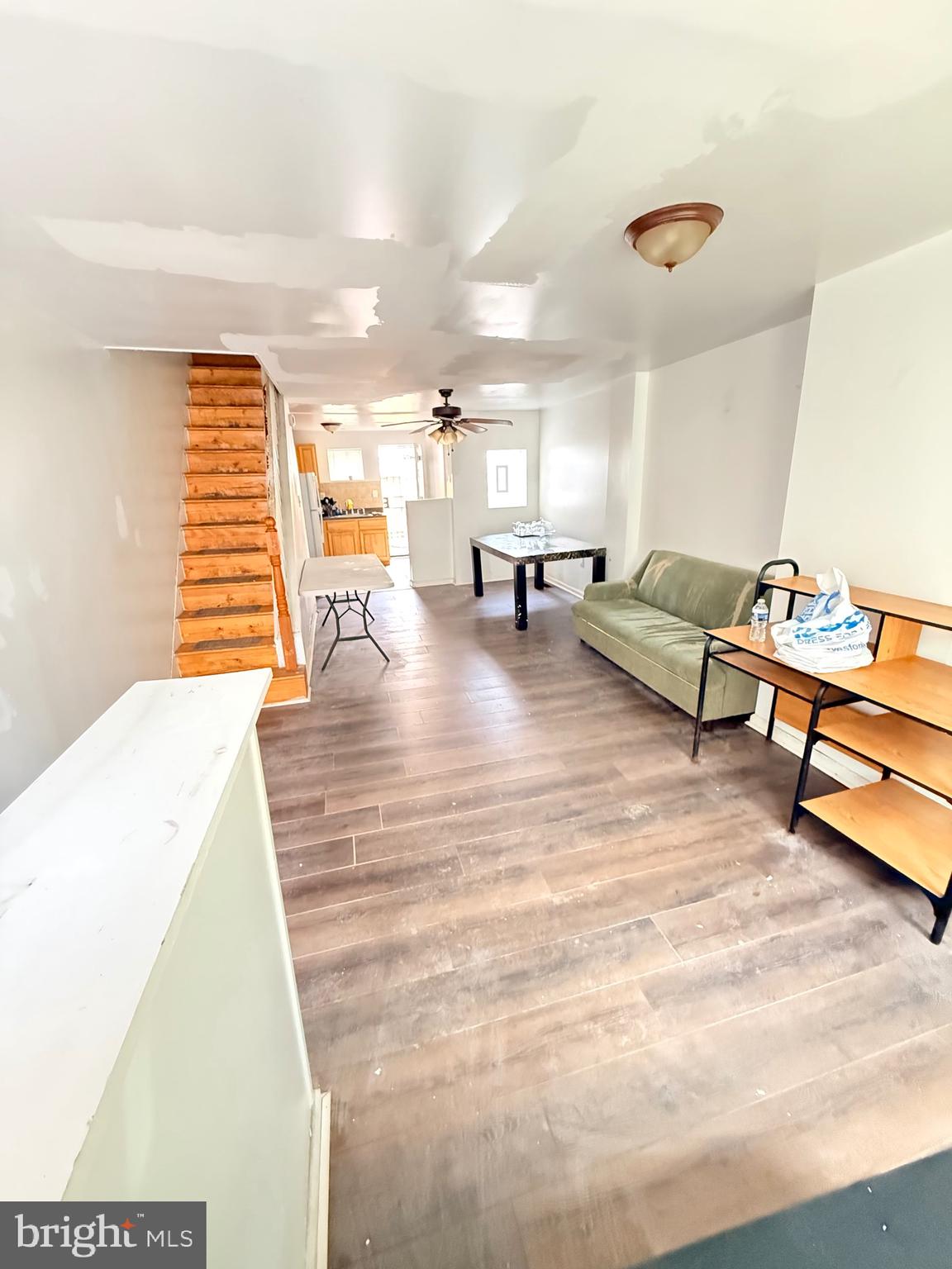POINT BREEZE - Residential