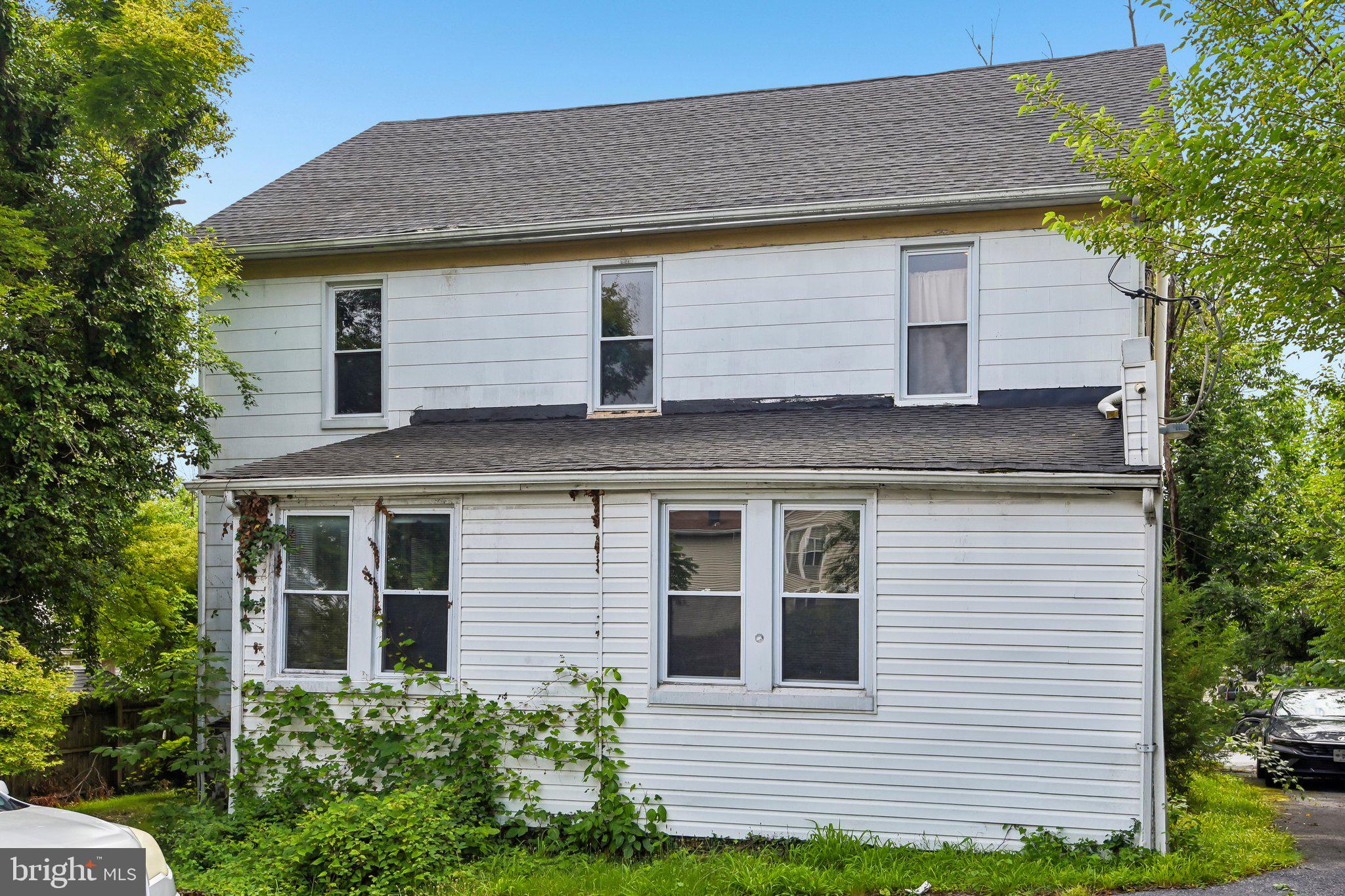 WOODLAWN - Residential