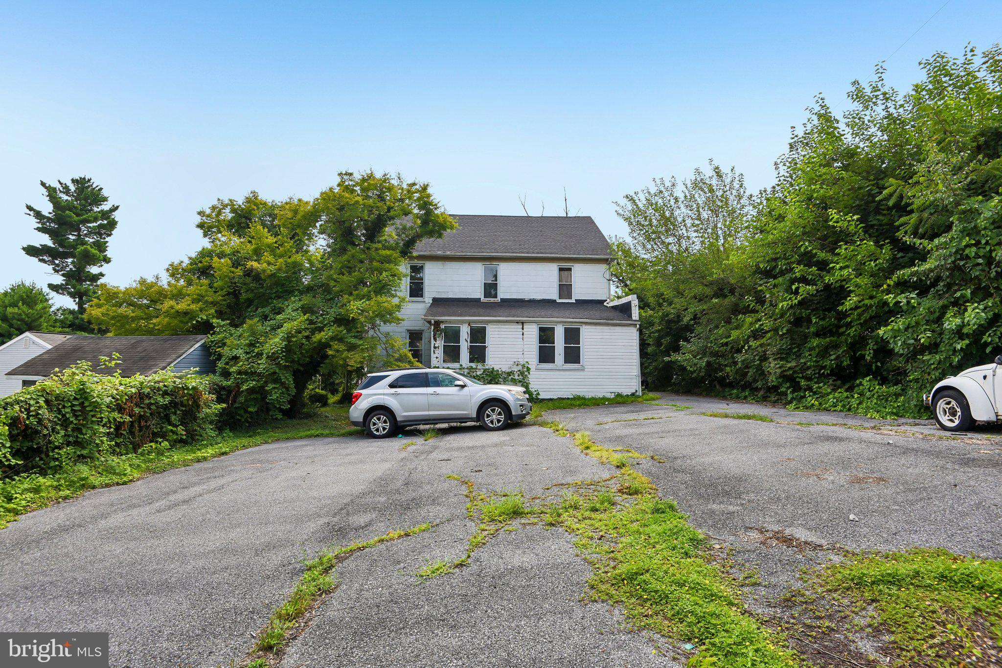 WOODLAWN - Residential