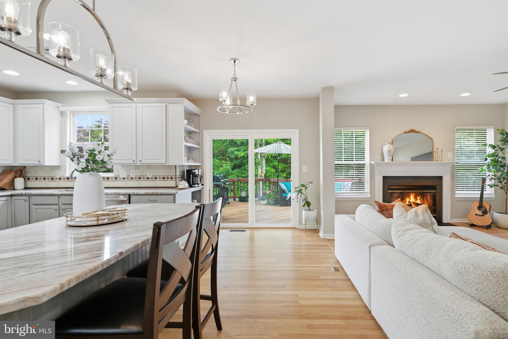BROAD RUN OAKS - Residential