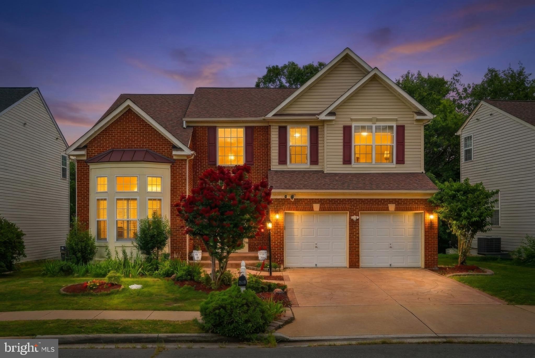 BROAD RUN OAKS - Residential