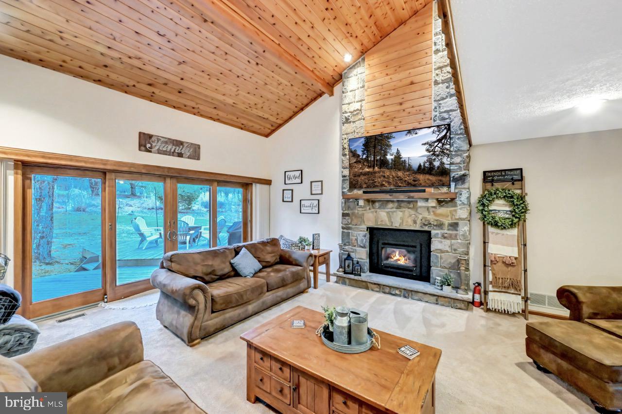 LAKE HARMONY - Residential
