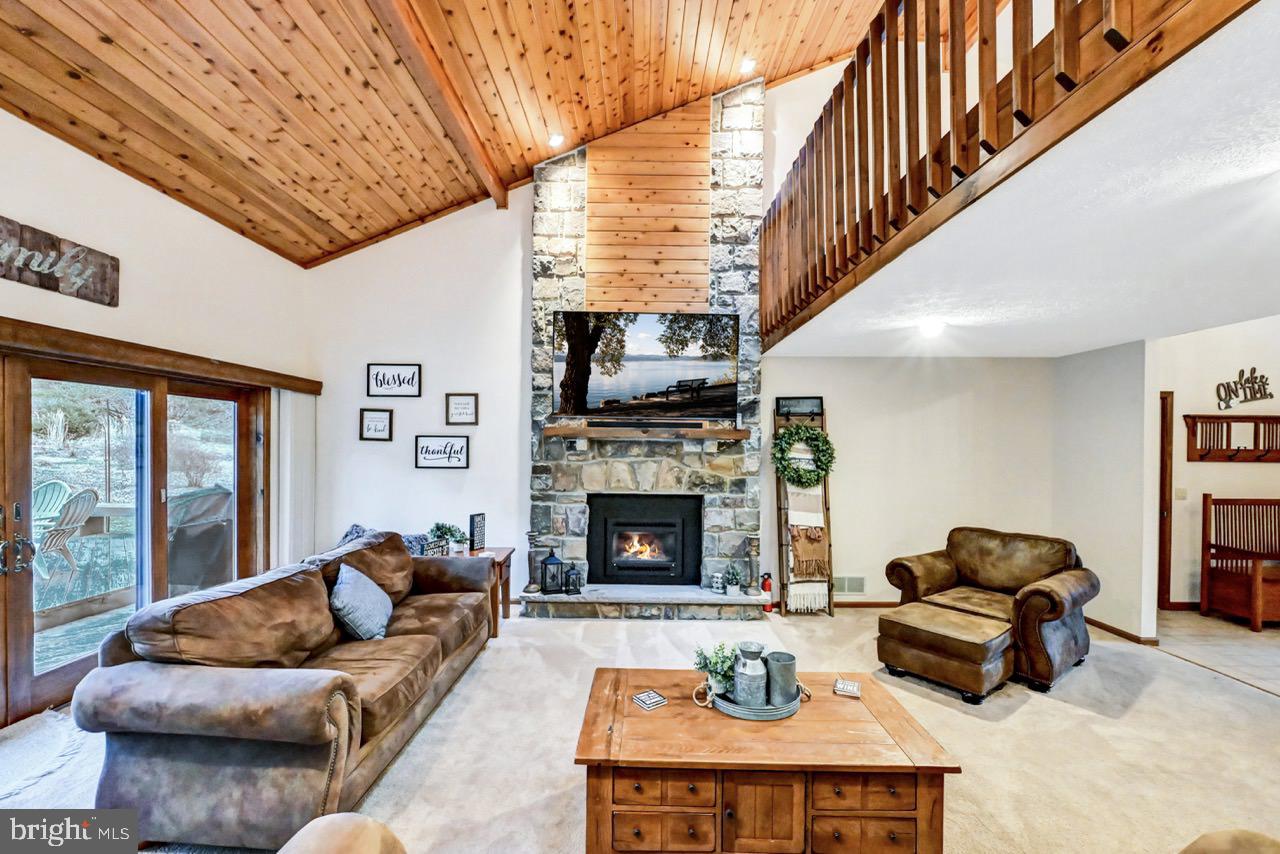 LAKE HARMONY - Residential