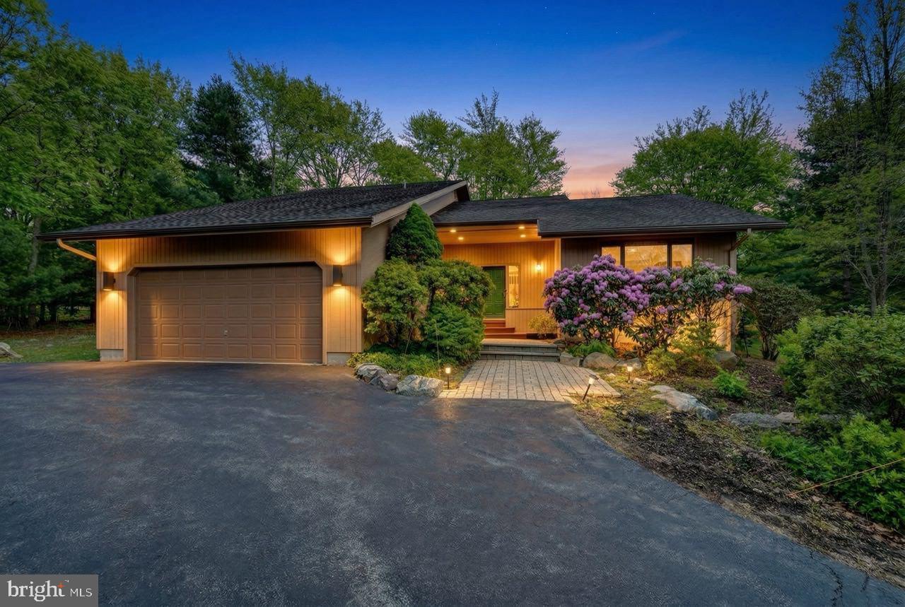 LAKE HARMONY - Residential