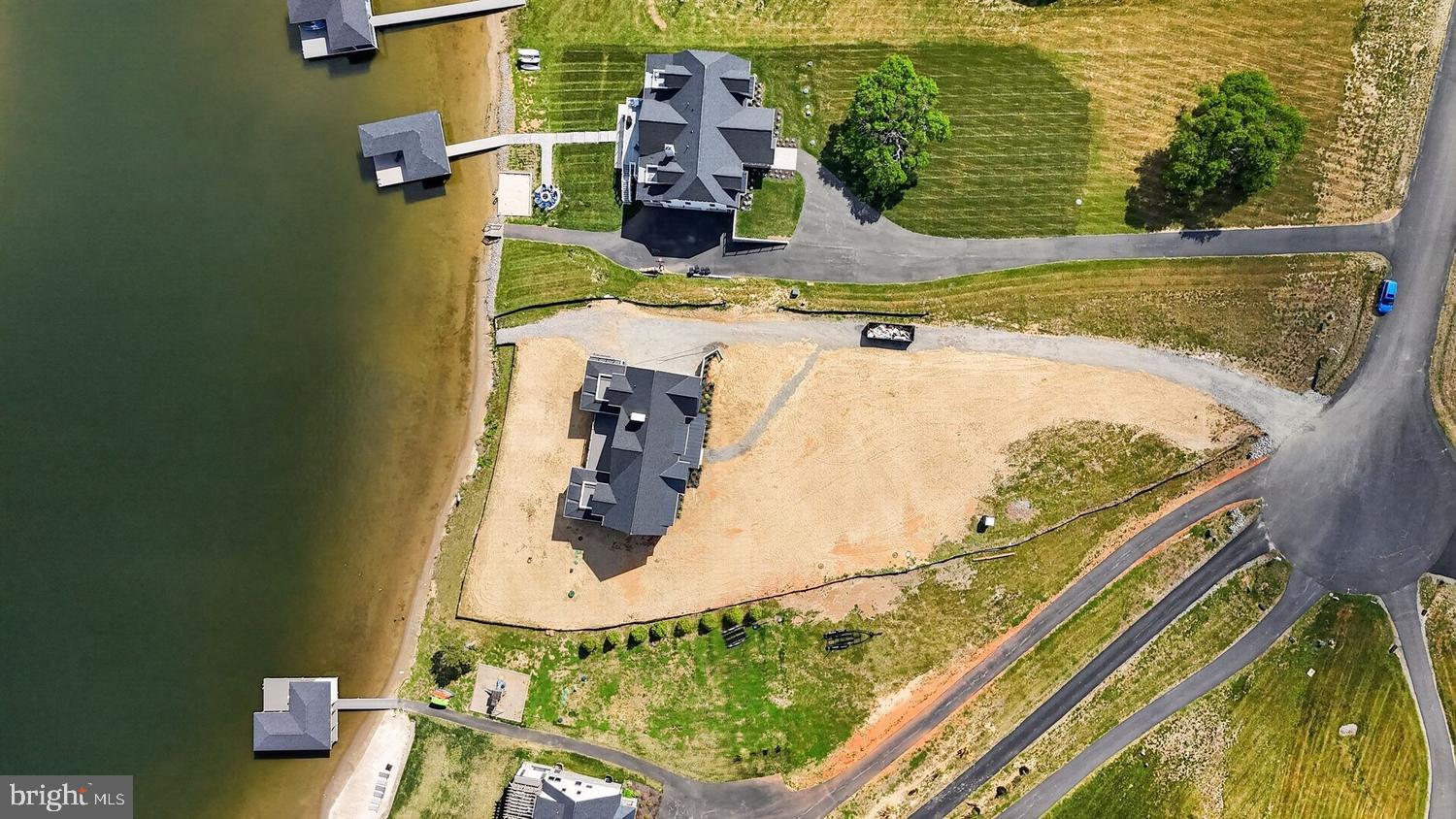 ROCK ISLAND LANDING - Residential