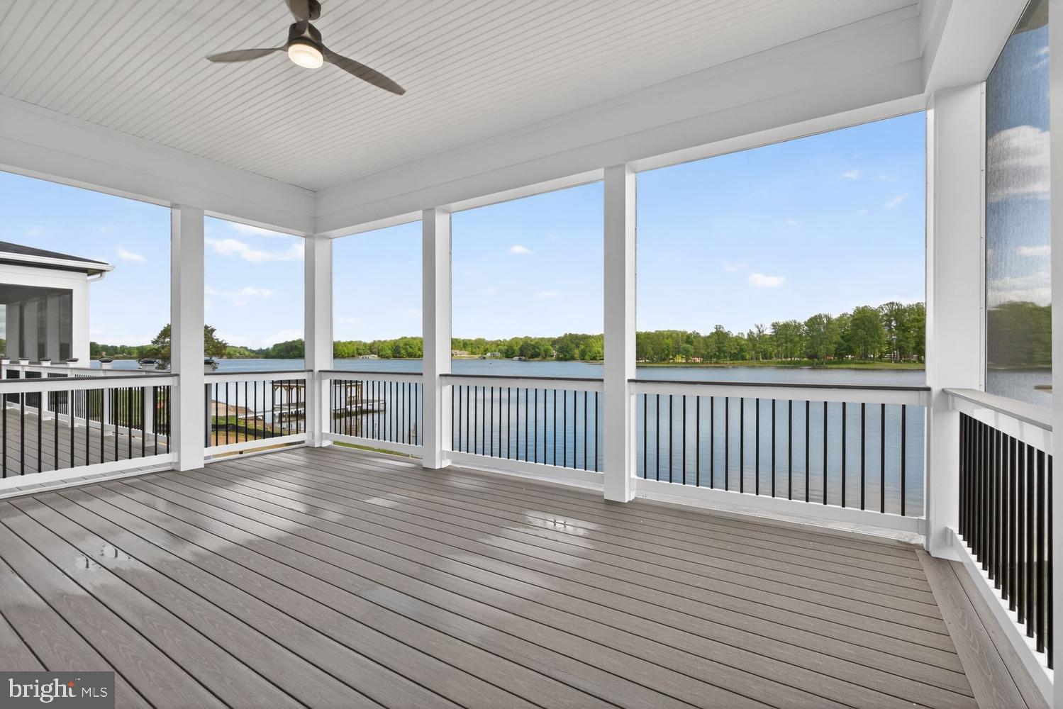 ROCK ISLAND LANDING - Residential