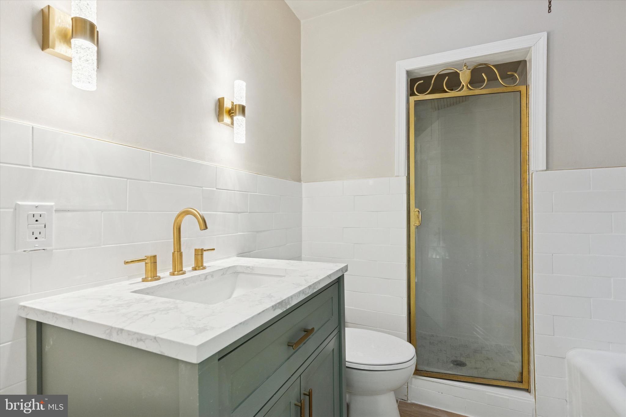 WEST OAK LANE - Residential