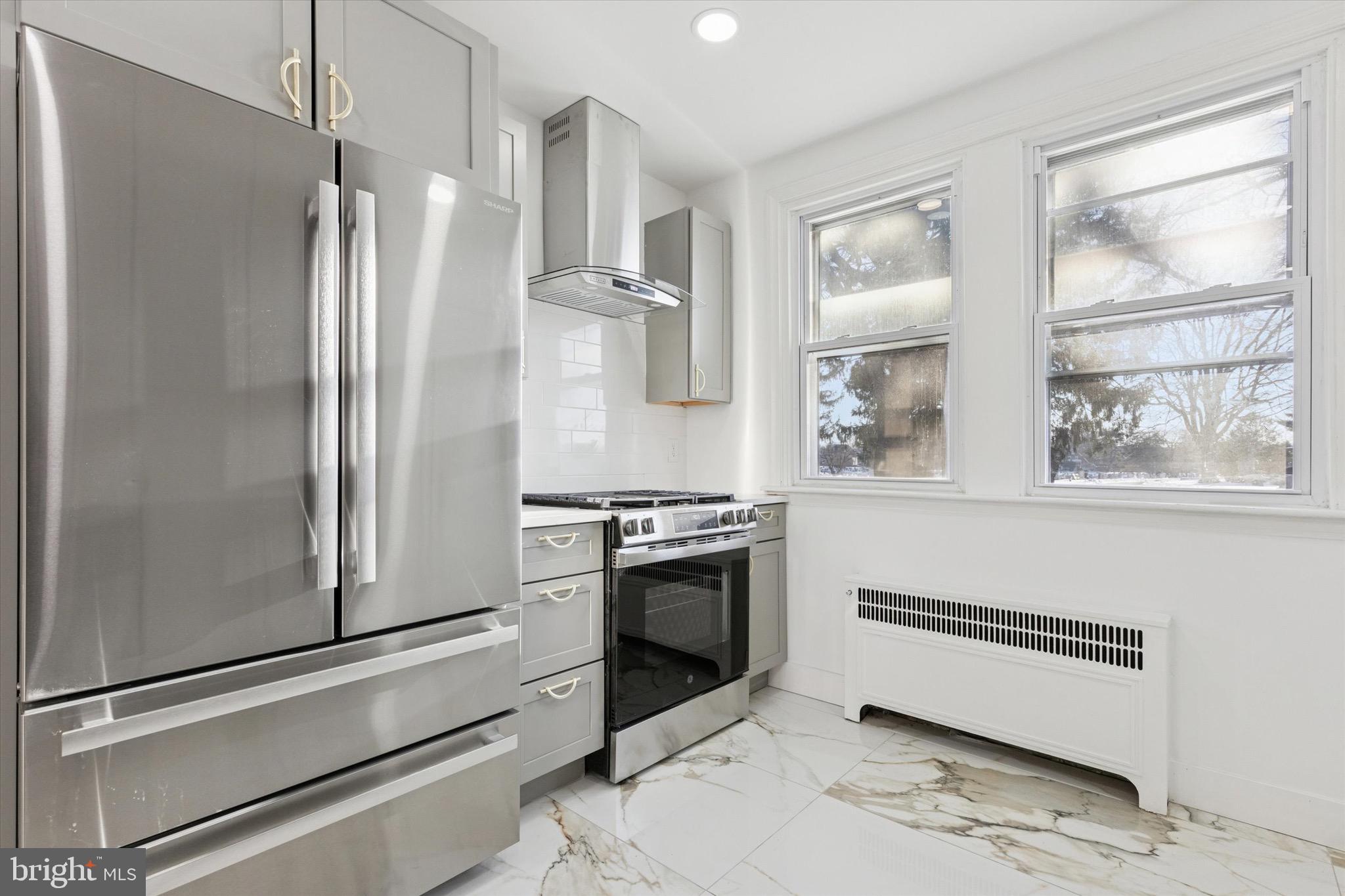 WEST OAK LANE - Residential