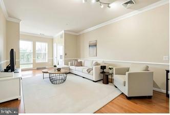 SILVER SPRING - Residential