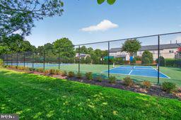 SOUTH RIVER COLONY - Residential
