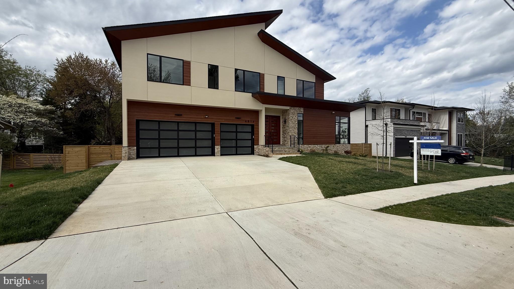 DEVON PARK - Residential